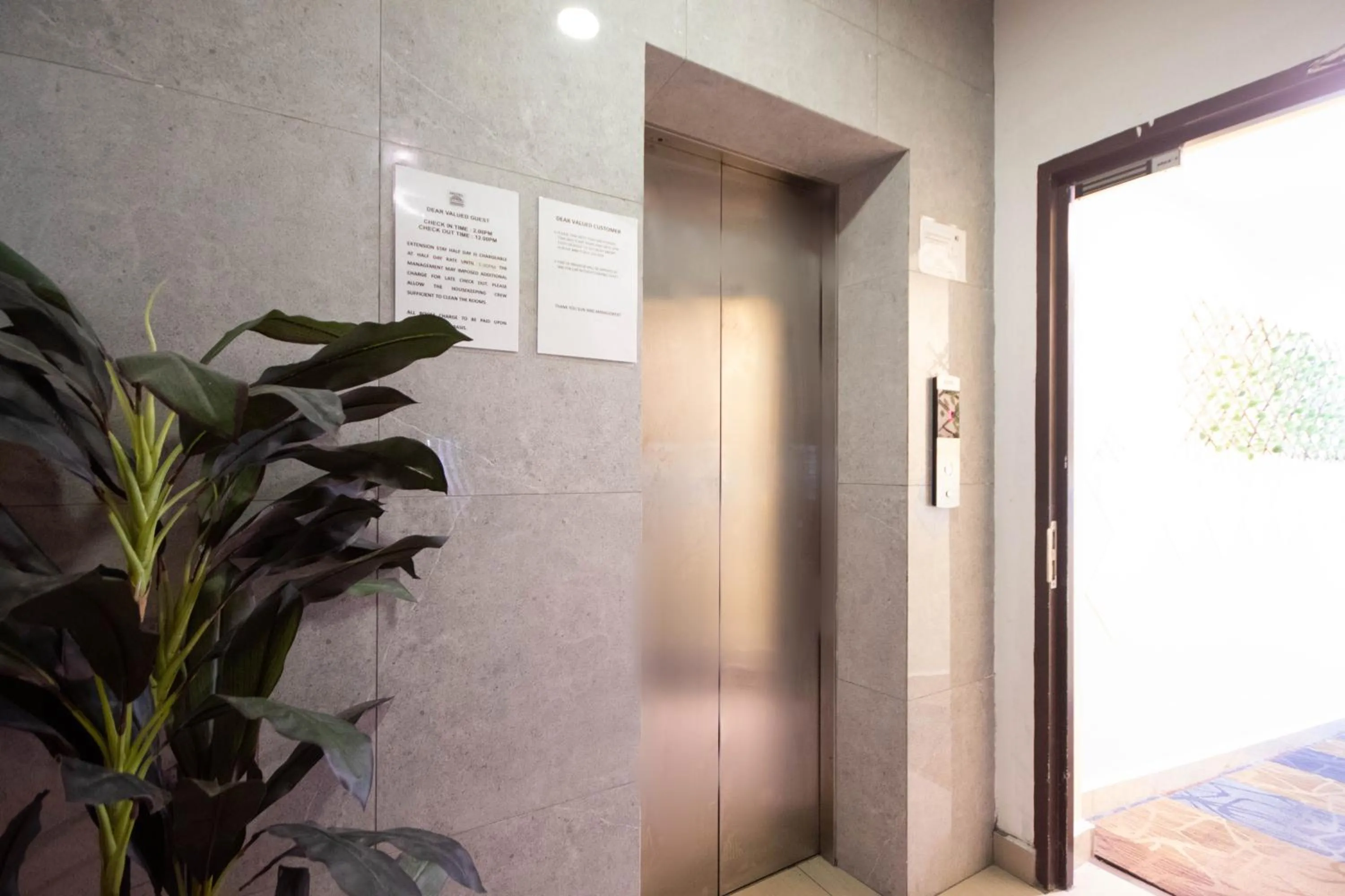 acessibility in Sun Inns Hotel Meru Raya