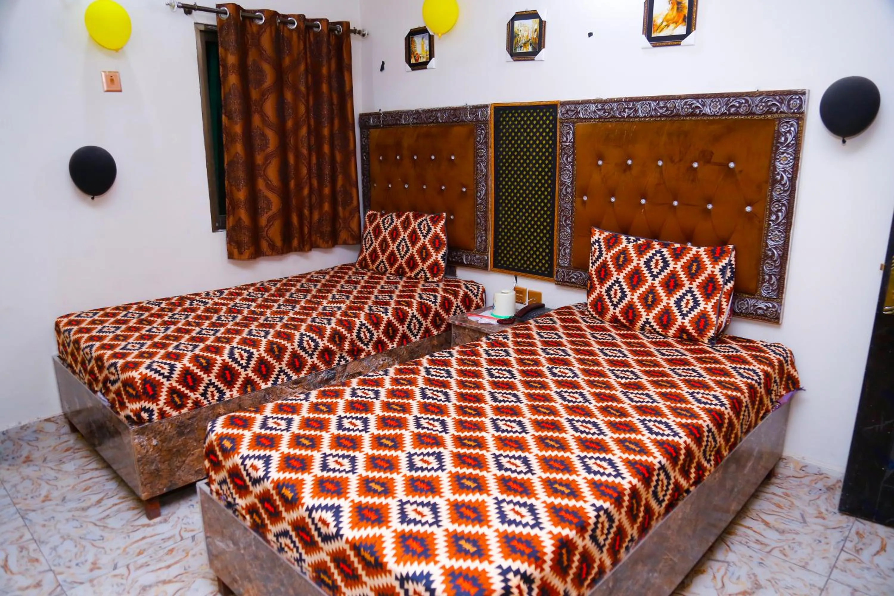 Bed in New Taj Hotel