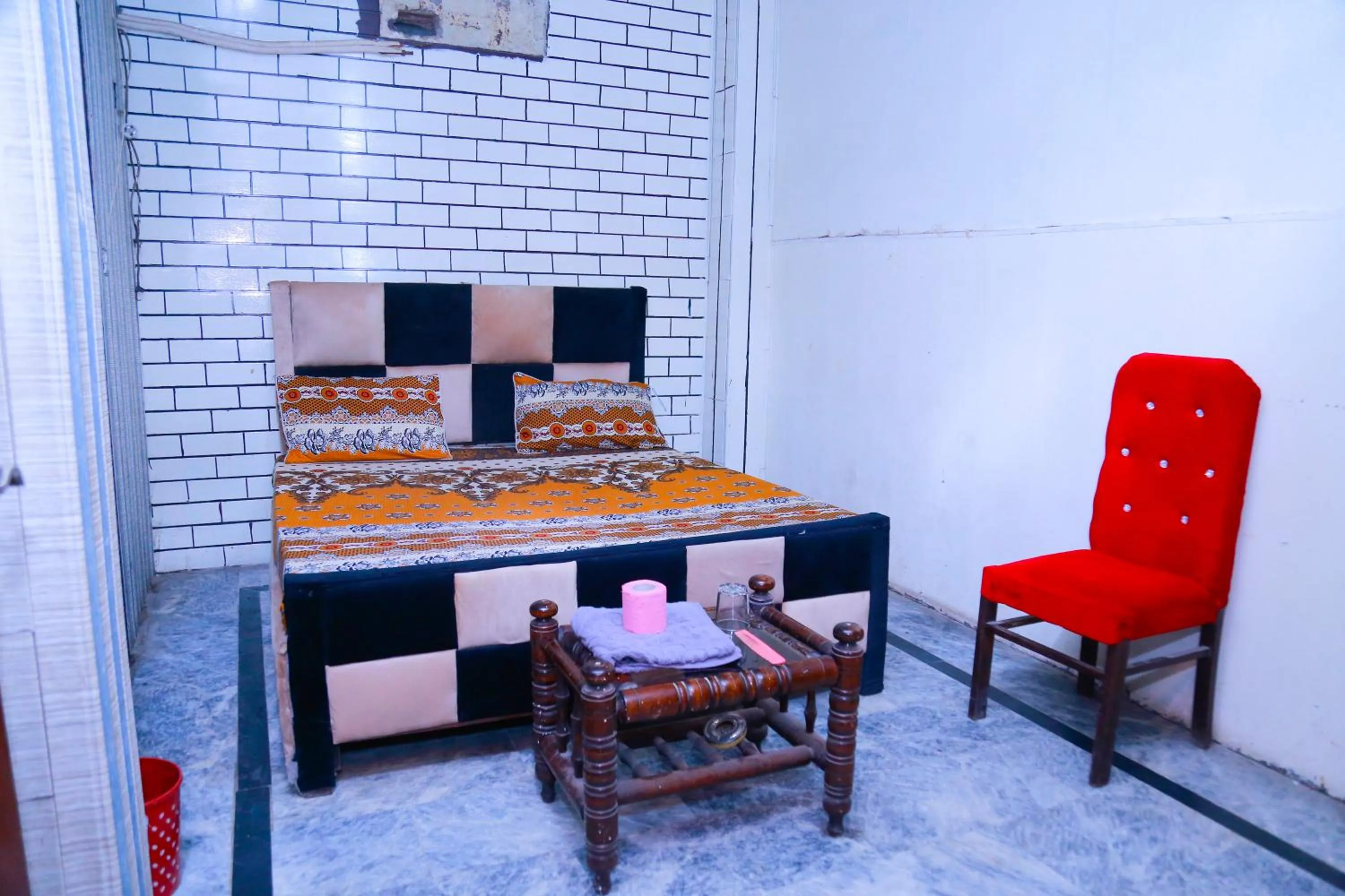 Bed in New Taj Hotel