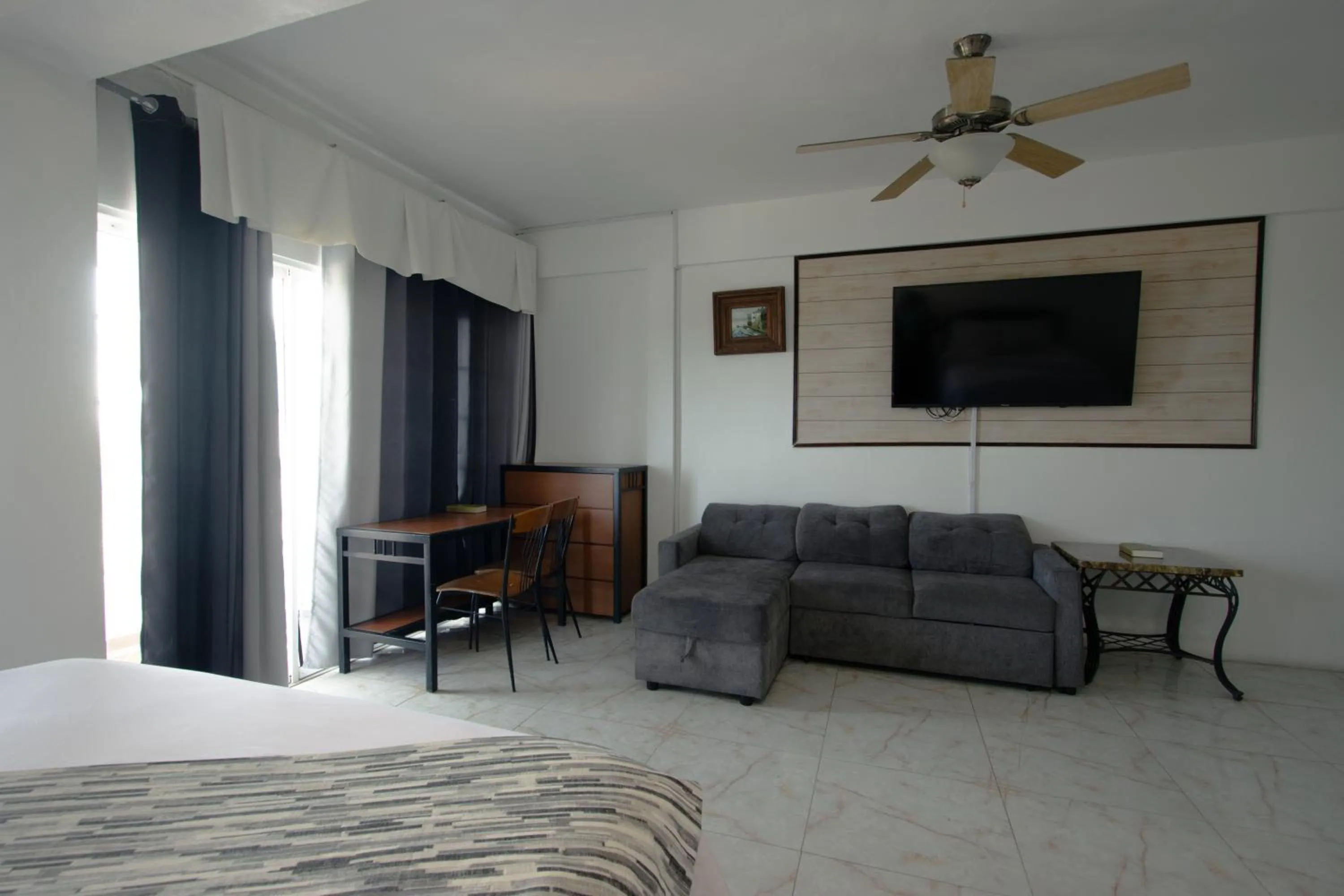 Photo of the whole room, Bed in Match Resort