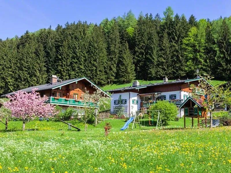Property building in Haus Michinglehen