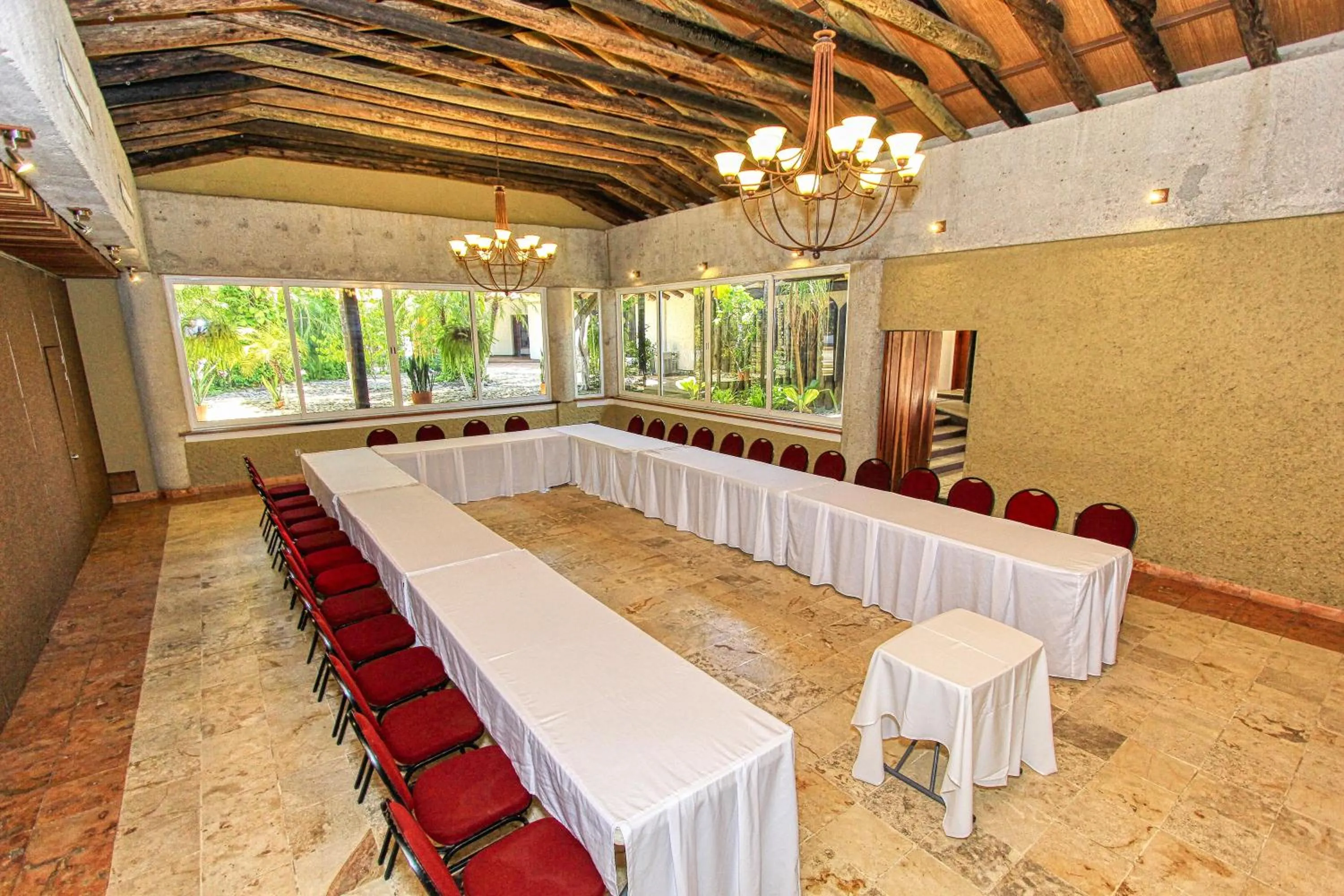 Meeting/conference room in Hotel Ciudad Real Palenque
