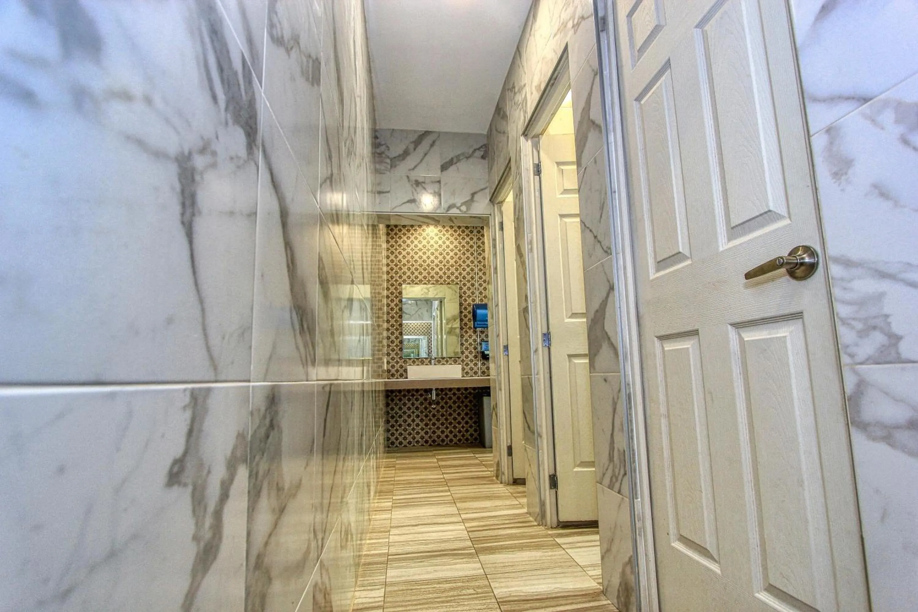 Bathroom in Hotel Ciudad Real Palenque