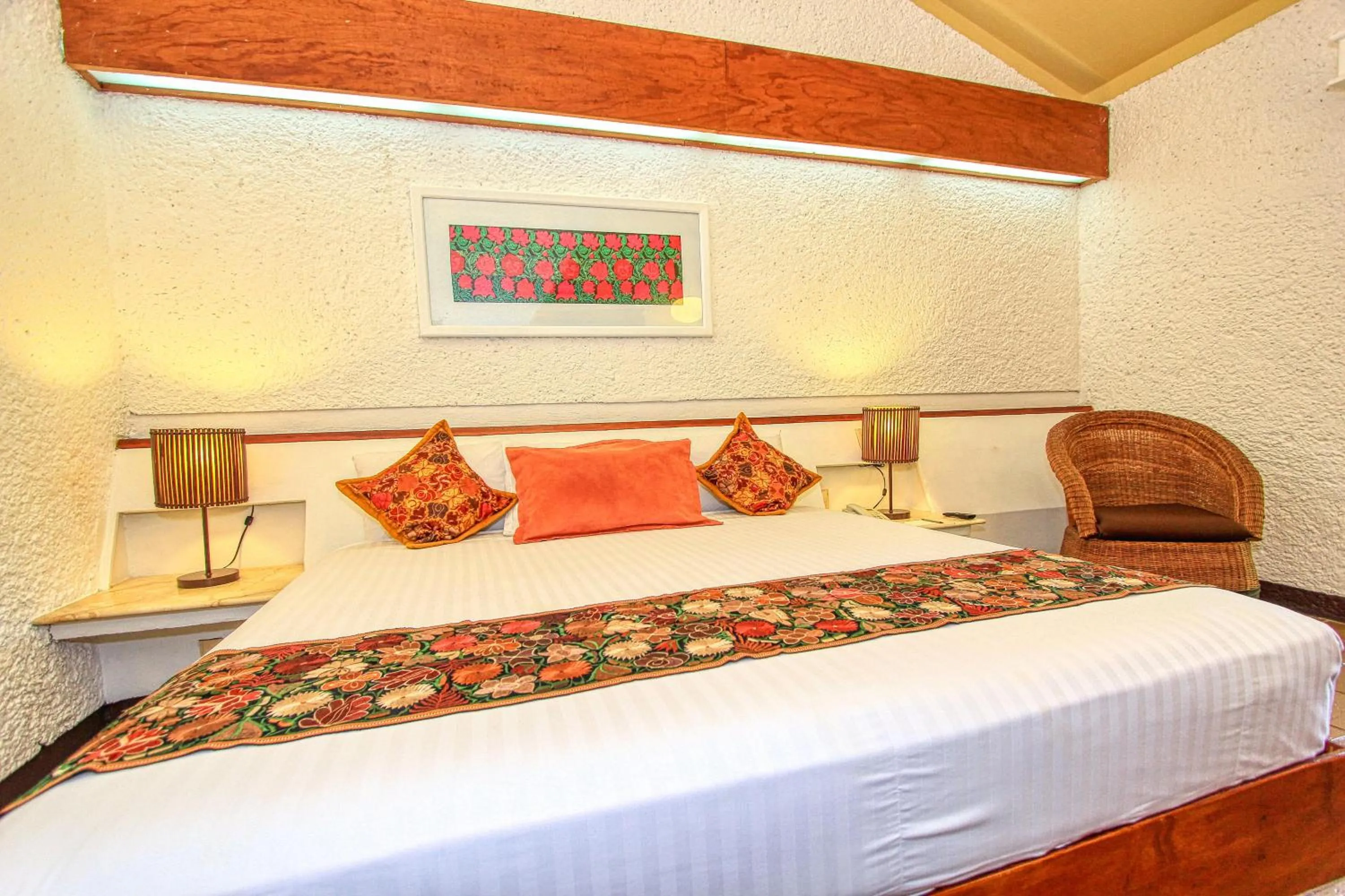 Photo of the whole room, Bed in Hotel Ciudad Real Palenque