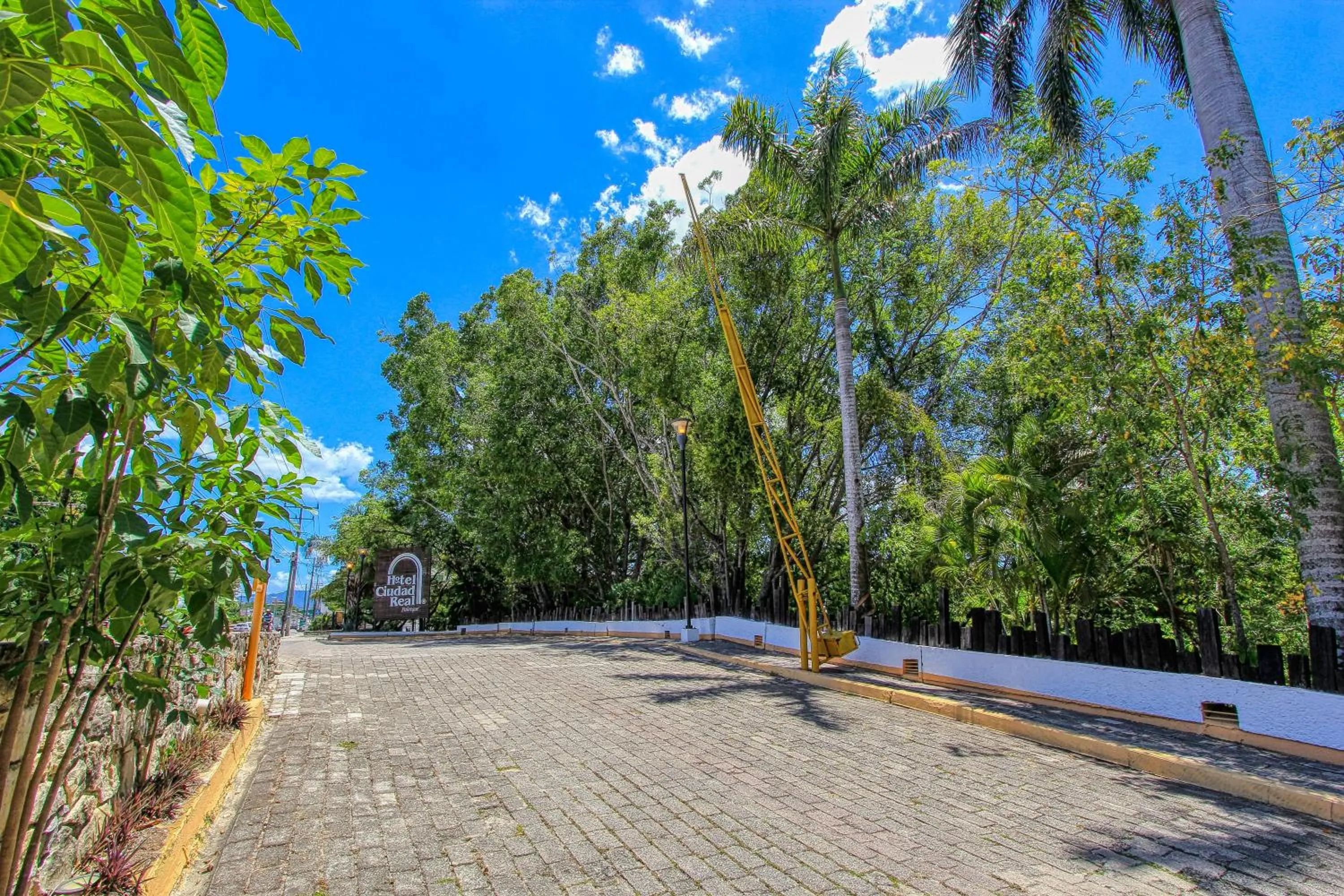 Property building in Hotel Ciudad Real Palenque