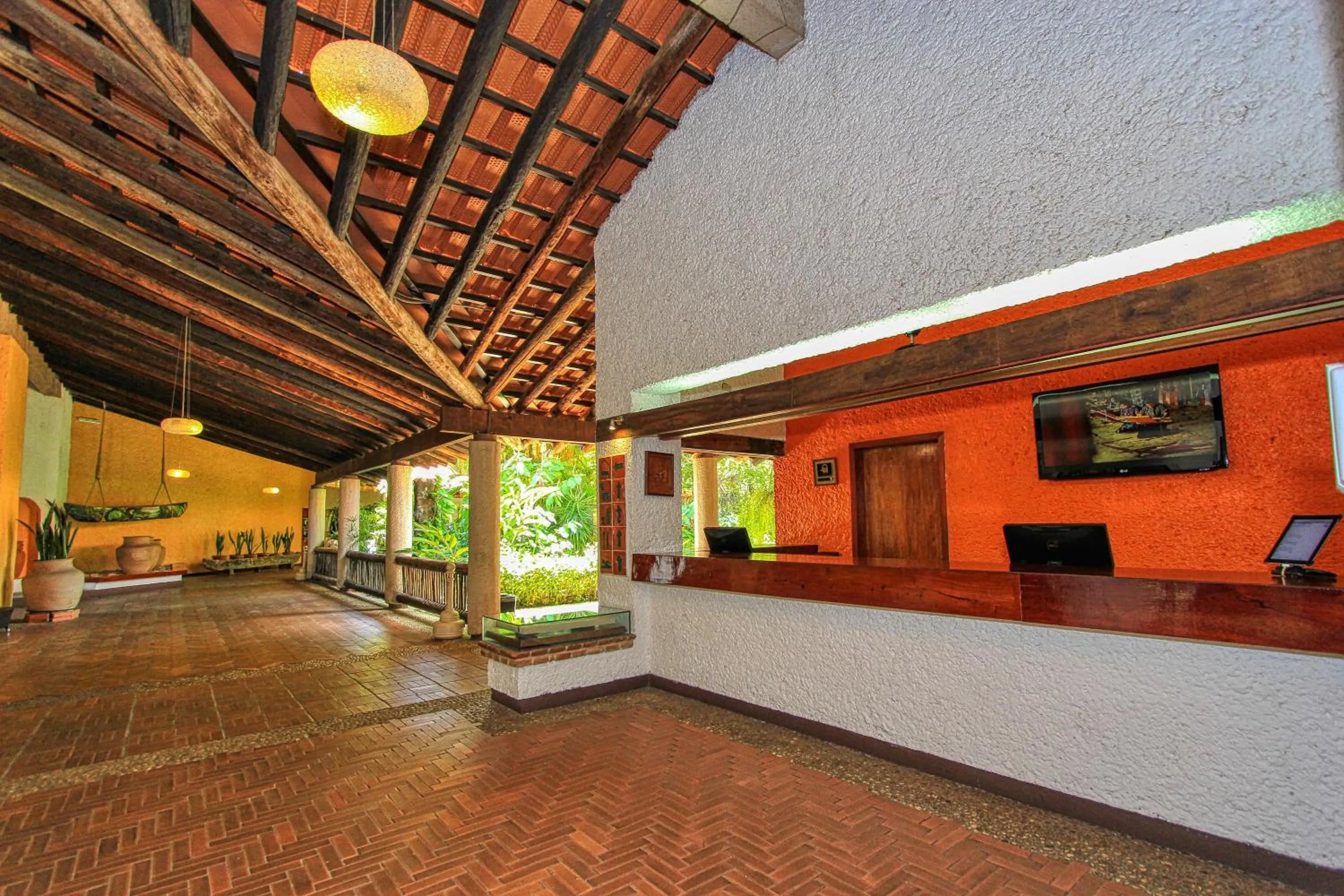 Lobby or reception in Hotel Ciudad Real Palenque