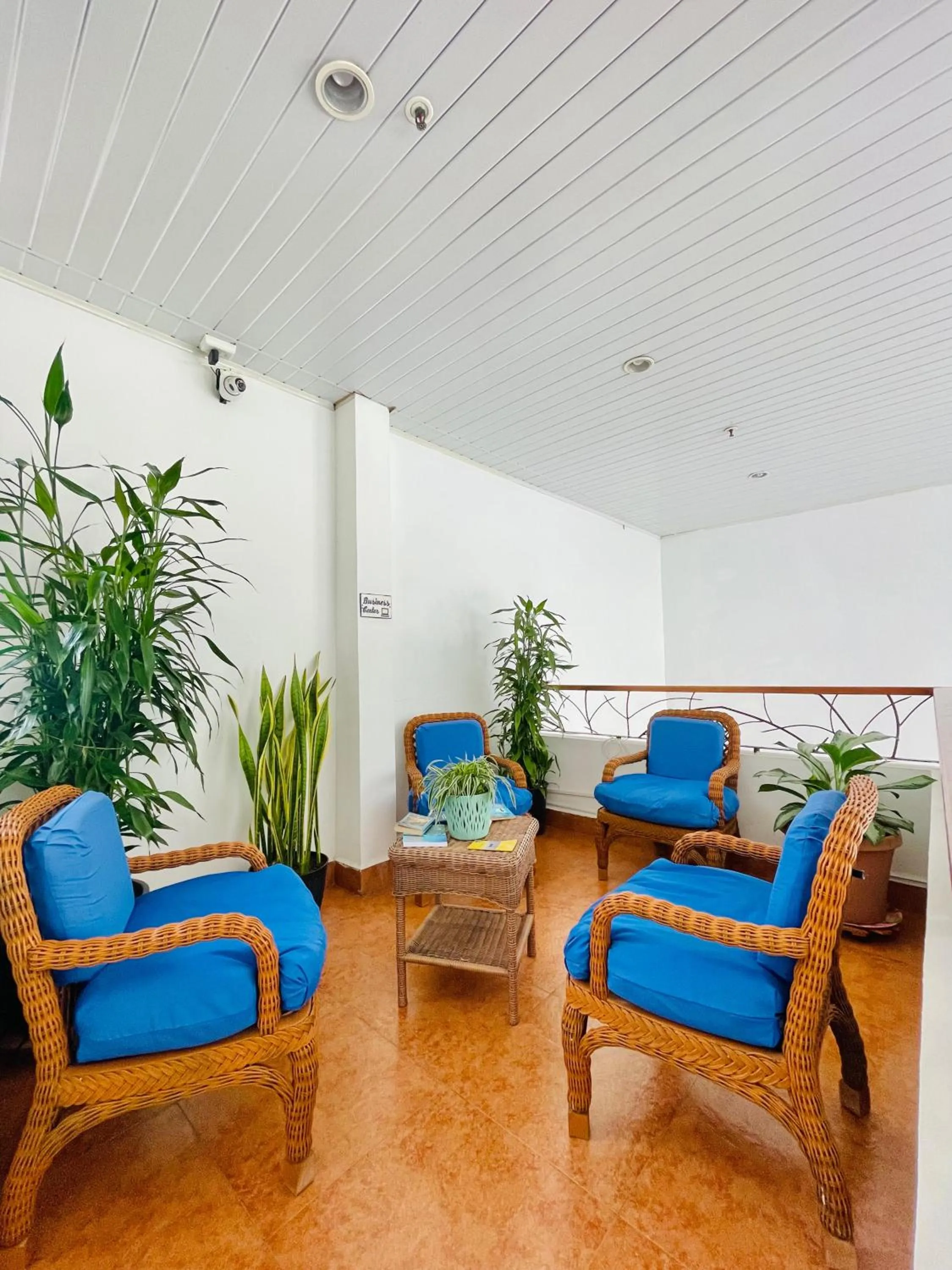 Seating area in Hotel Coronado Inn
