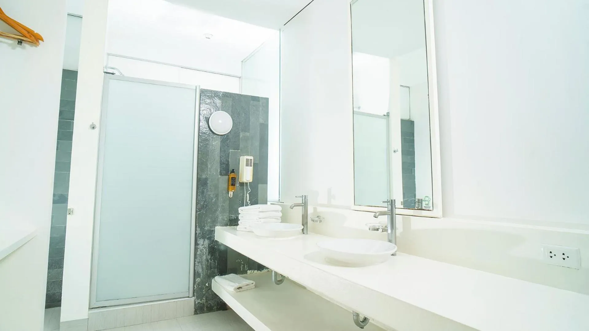 Bathroom in Selina Mancora