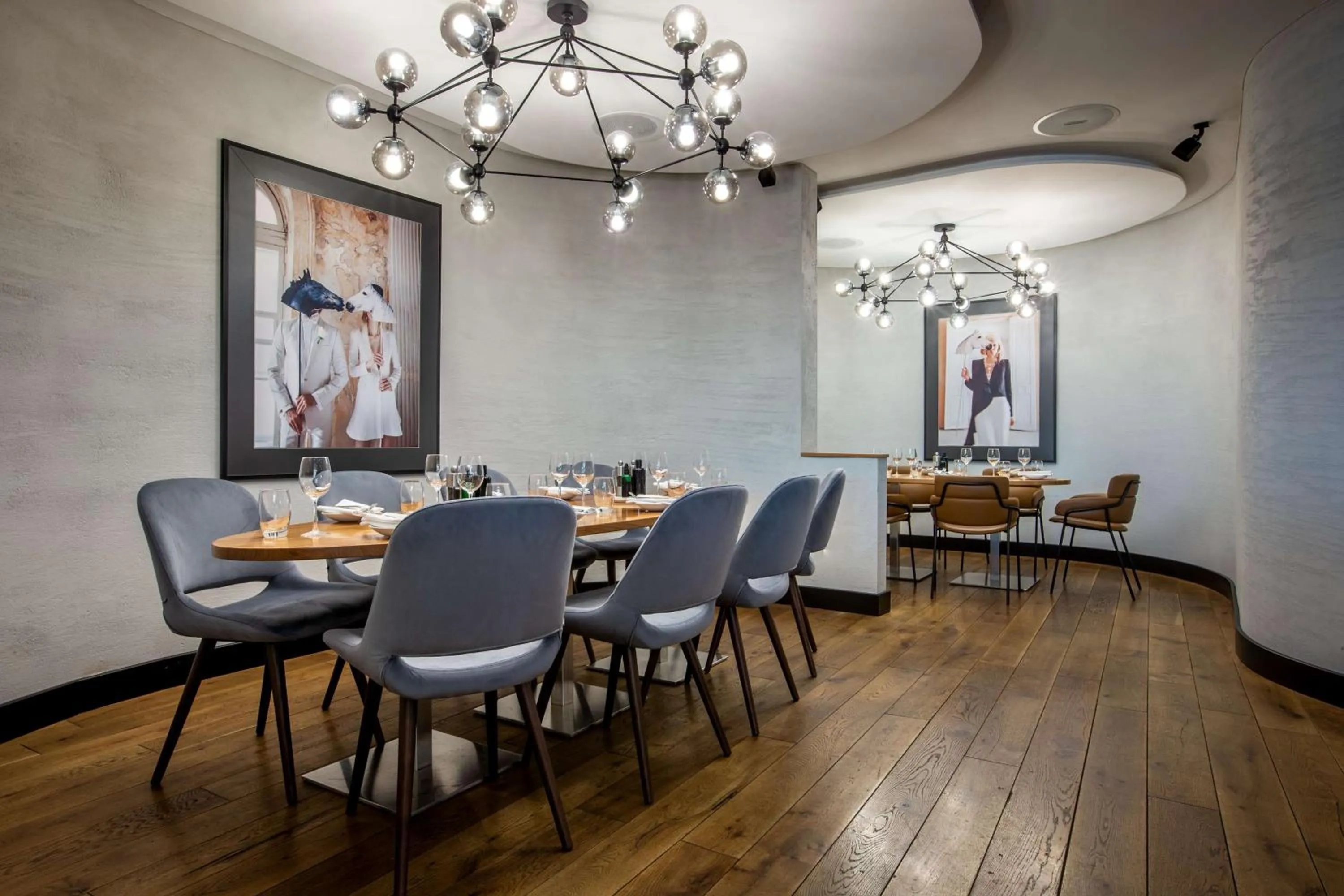 Restaurant/places to eat in Radisson Blu, Basel