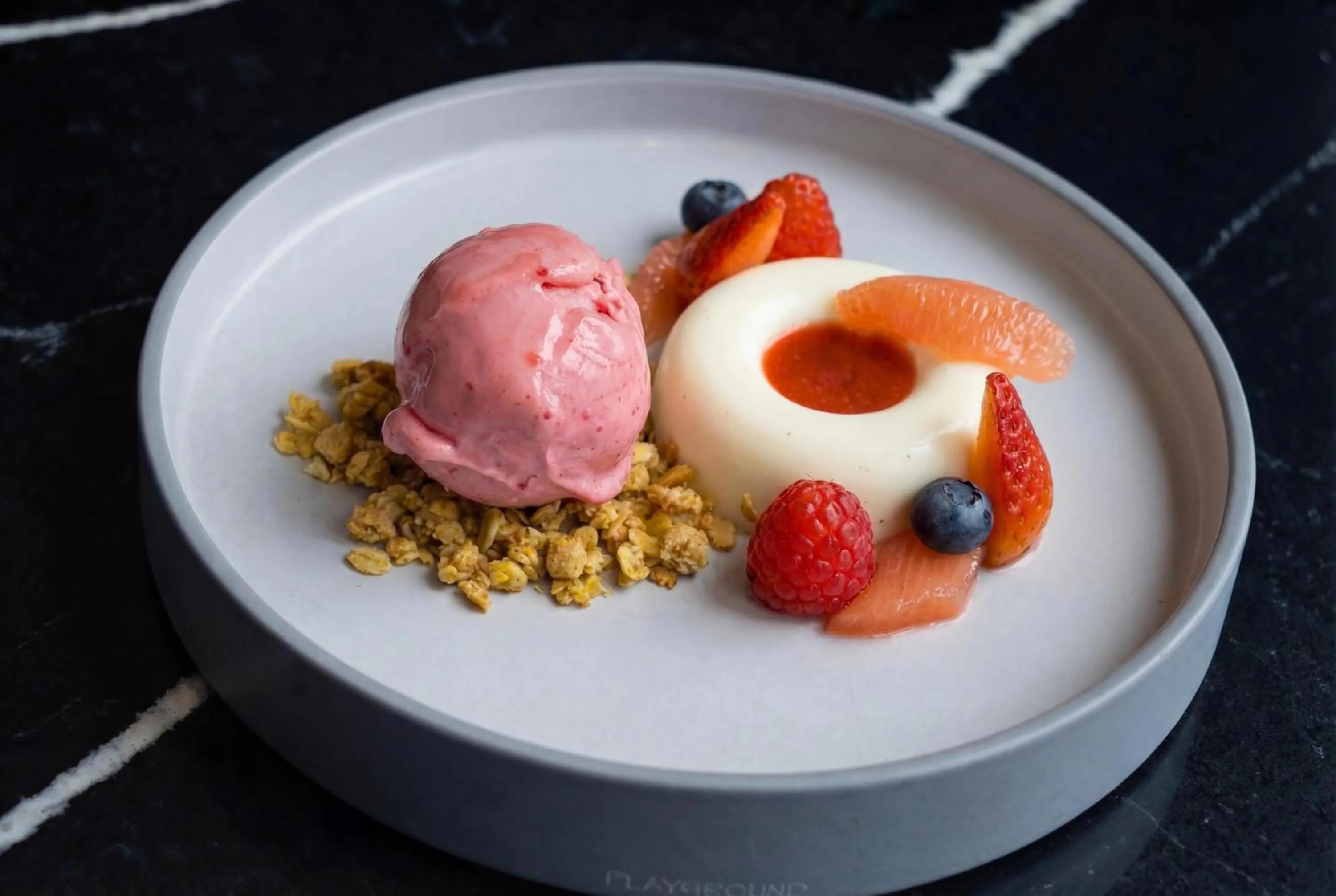 Restaurant/places to eat in Radisson Blu, Basel