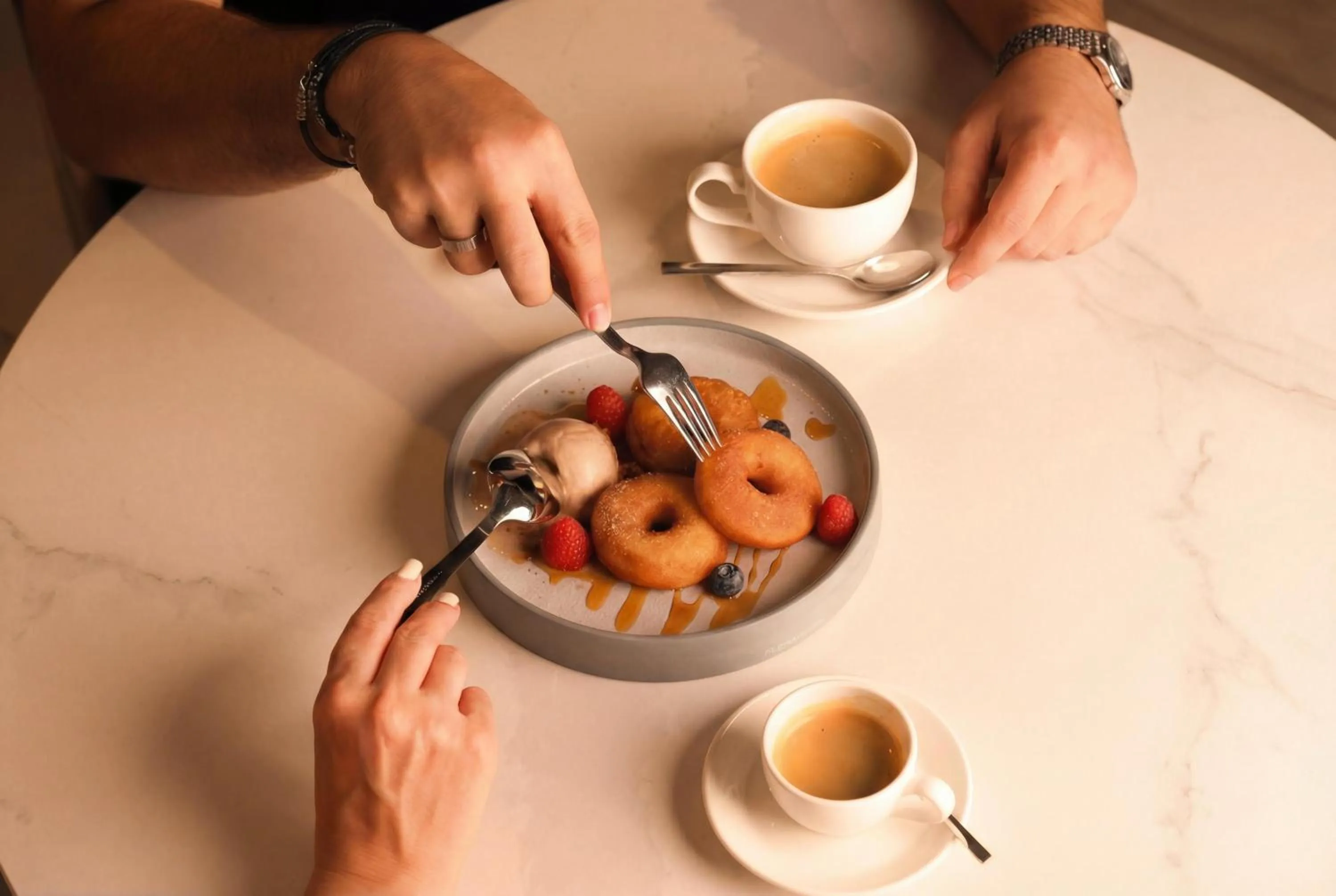 Restaurant/places to eat in Radisson Blu, Basel