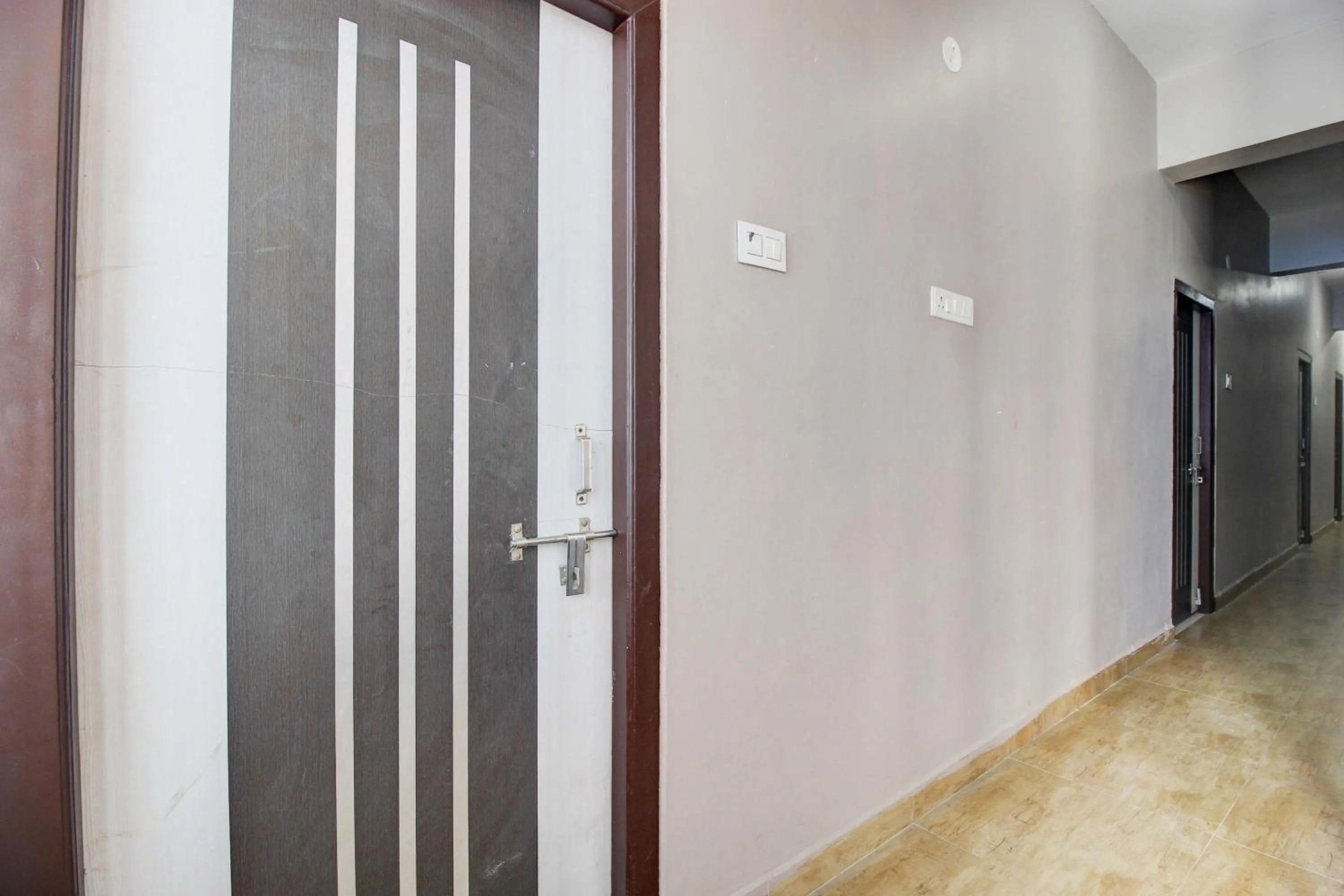 Hotel O REDDY'S GRAND LUXURY ROOMS
