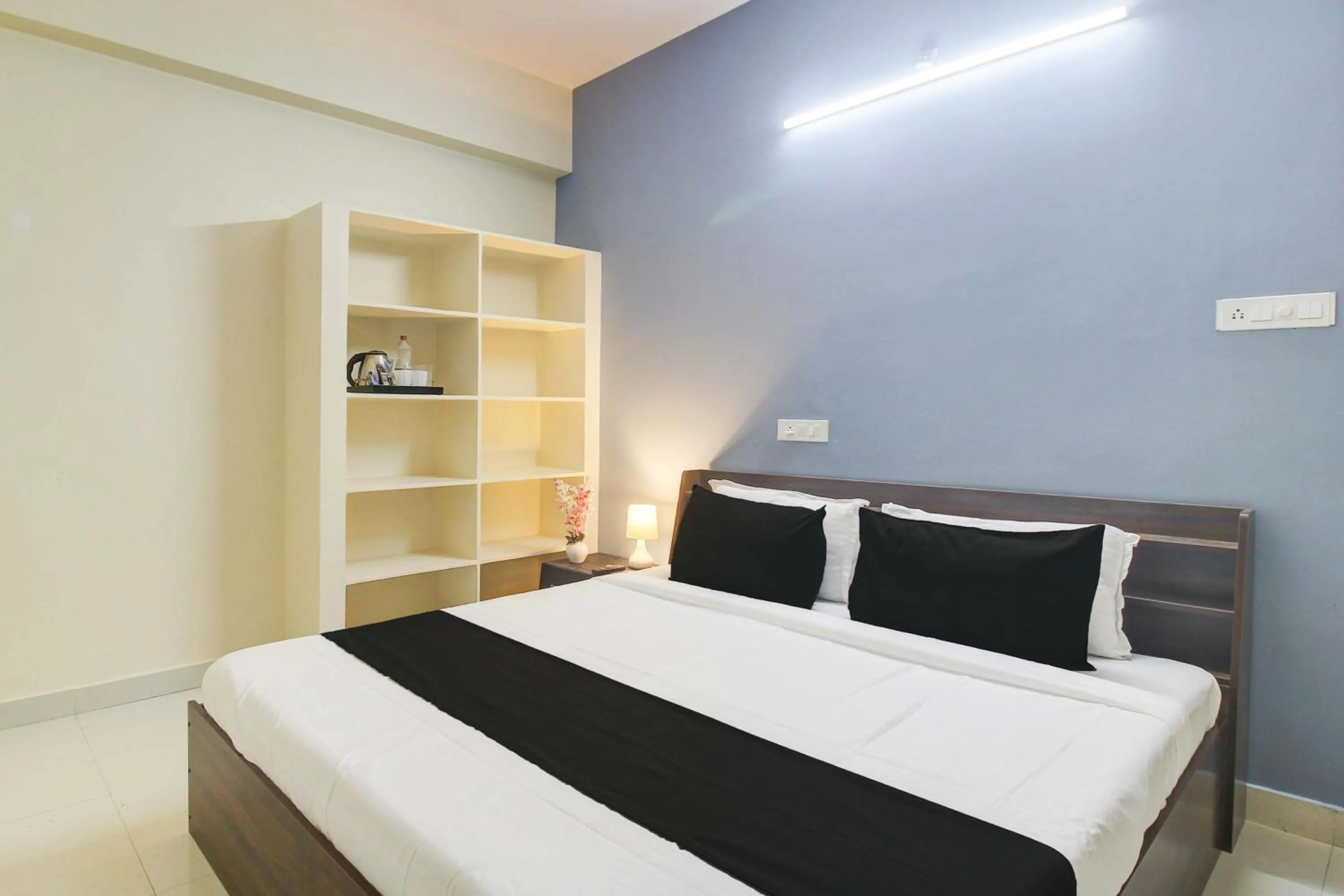 Bedroom in Hotel O REDDY'S GRAND LUXURY ROOMS