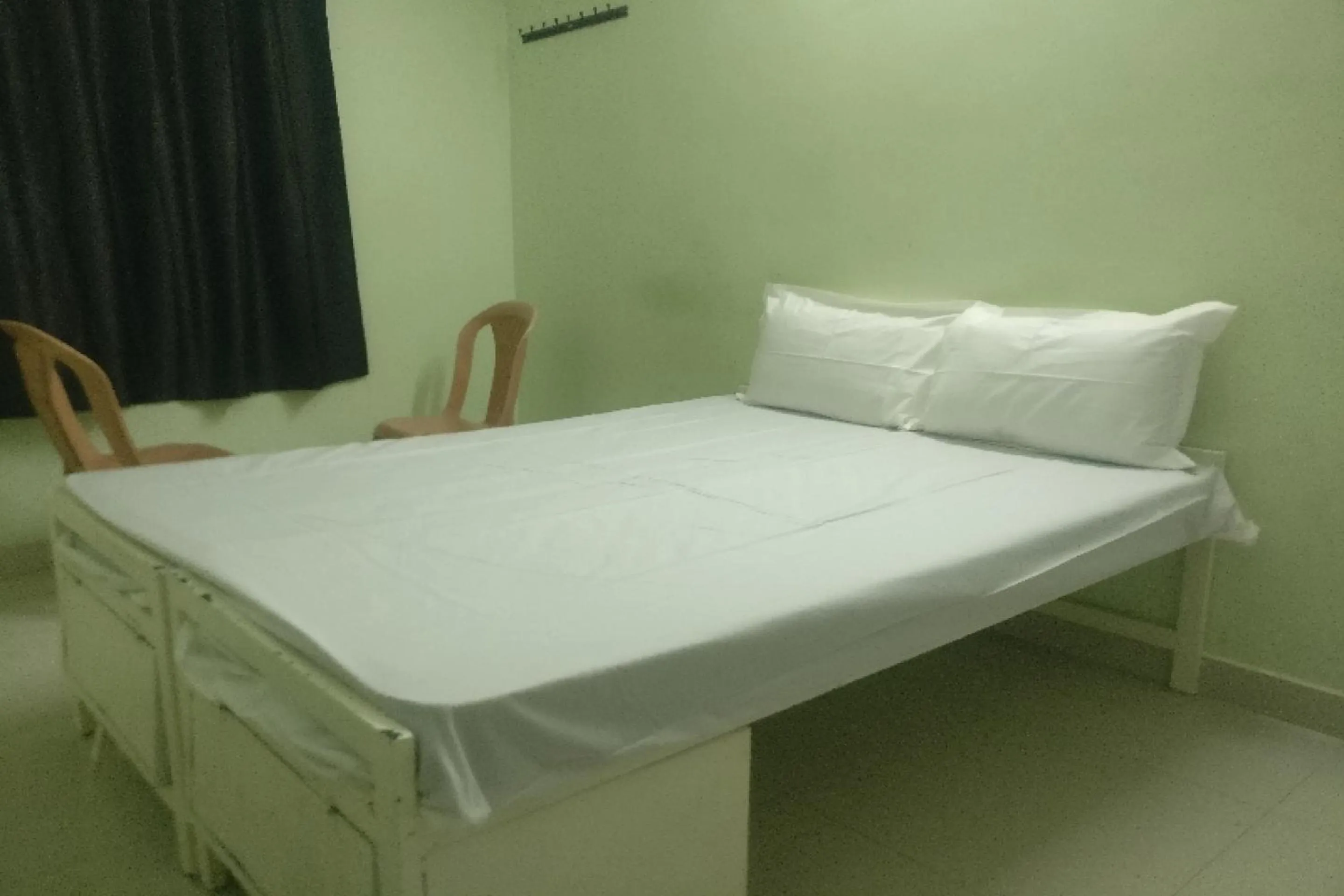 Bedroom in Hotel O REDDY'S GRAND LUXURY ROOMS