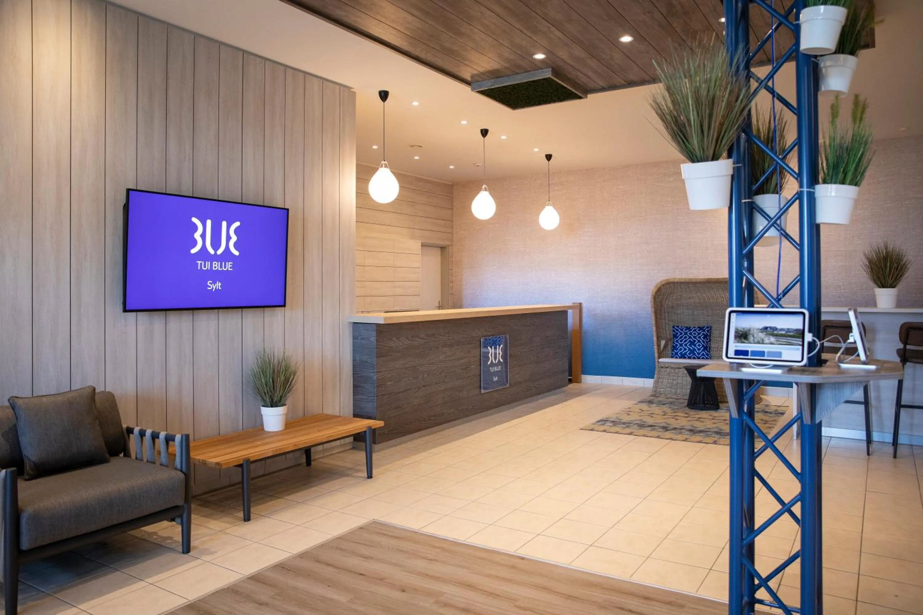 Lobby or reception in TUI BLUE Sylt