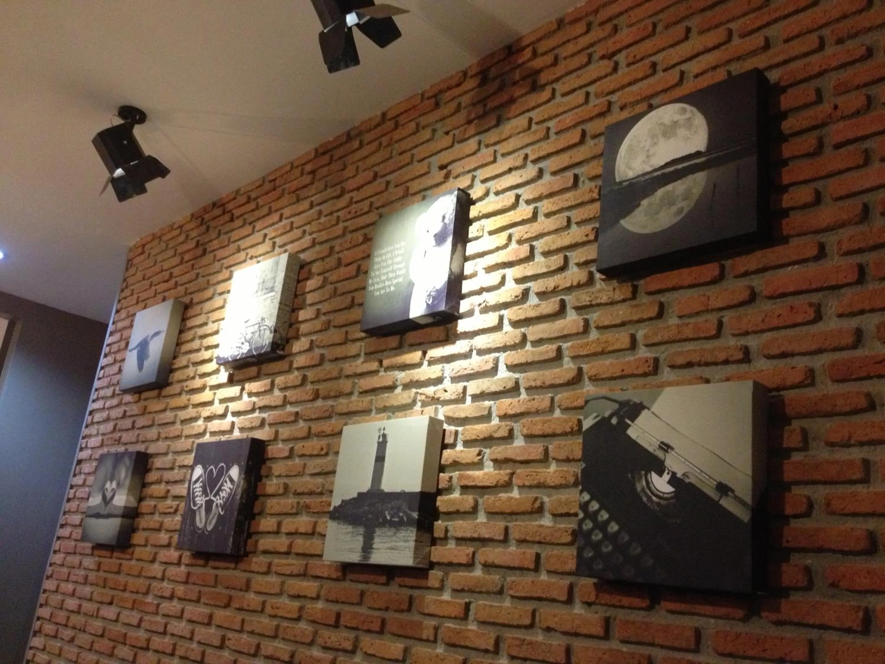 Decorative detail in Dfeel House