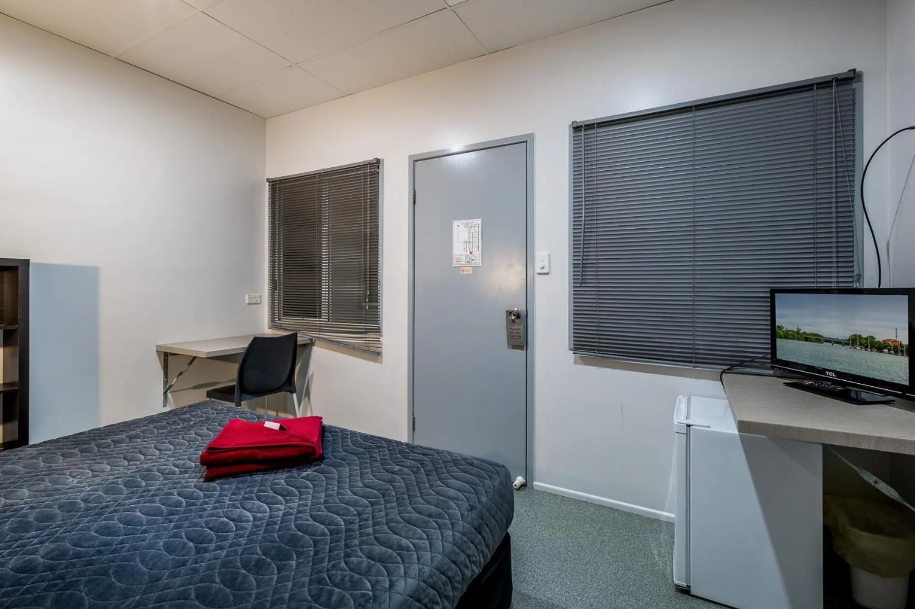 Bed in Tropical Lodge