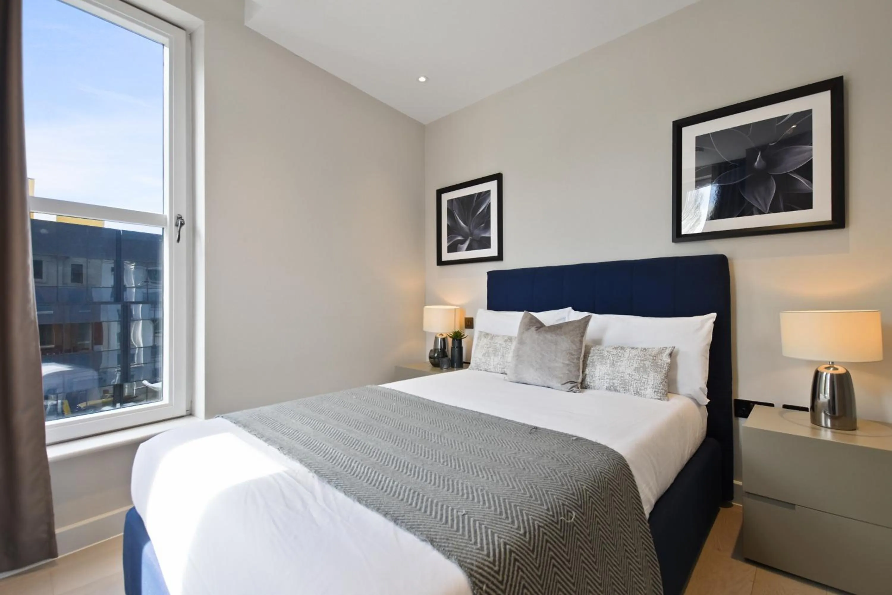 Bed in Vauxhall Bridge Road by Aeria Apartments