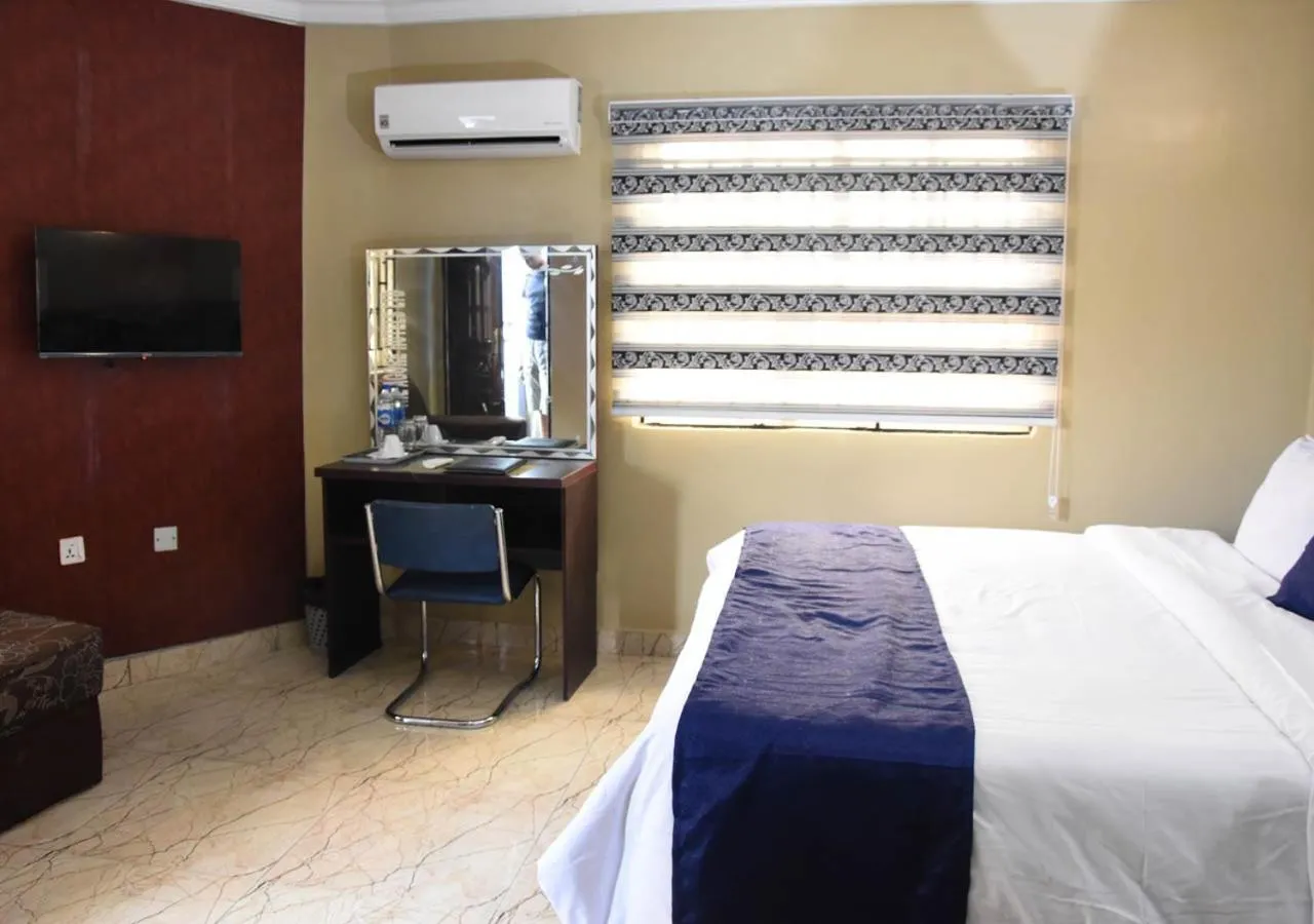 TV and multimedia, Bed in 24-7 Electricity Agore Hotels and Suites Ltd