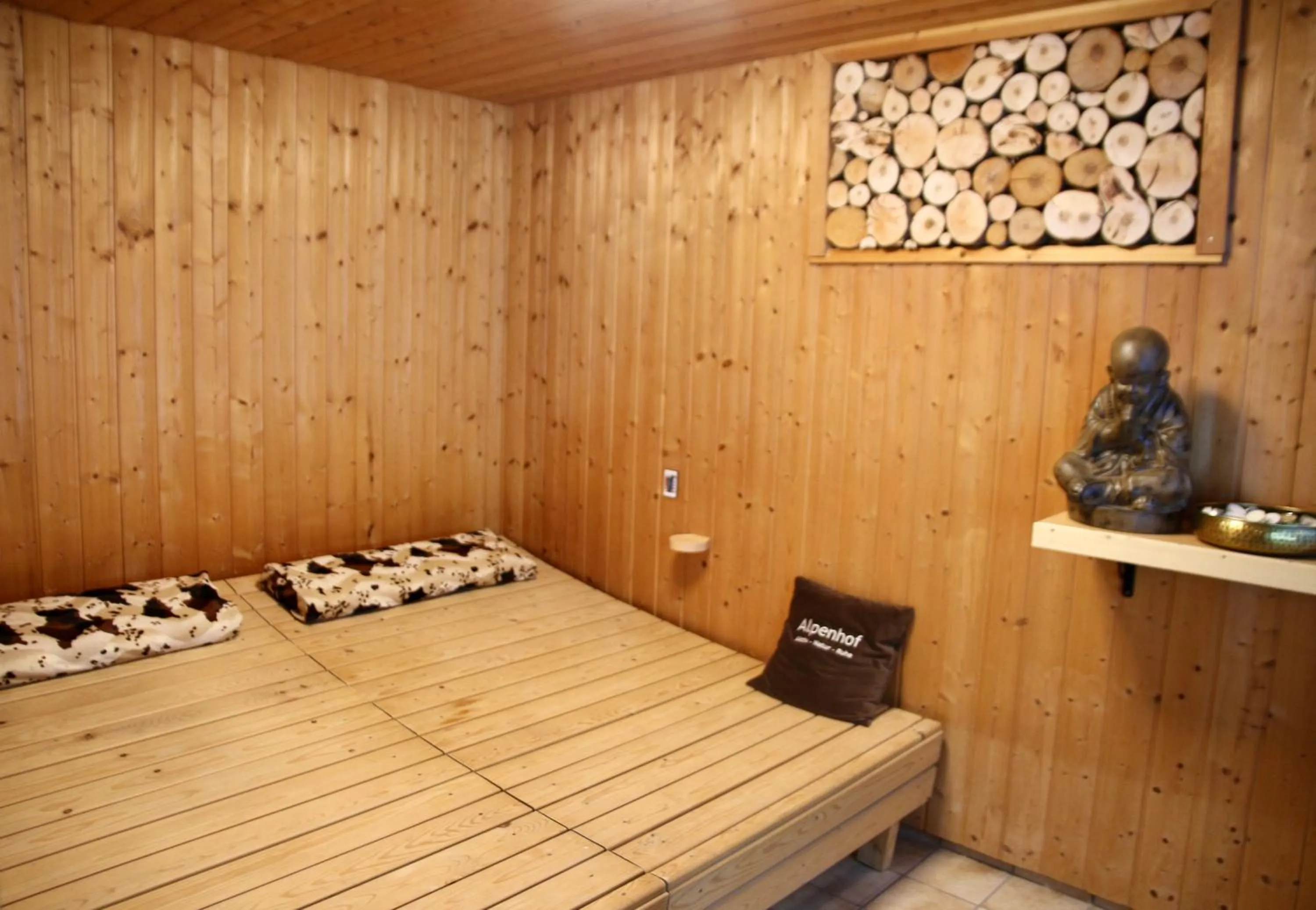 Sauna, Bed in Boutique Hotel Alpenhof