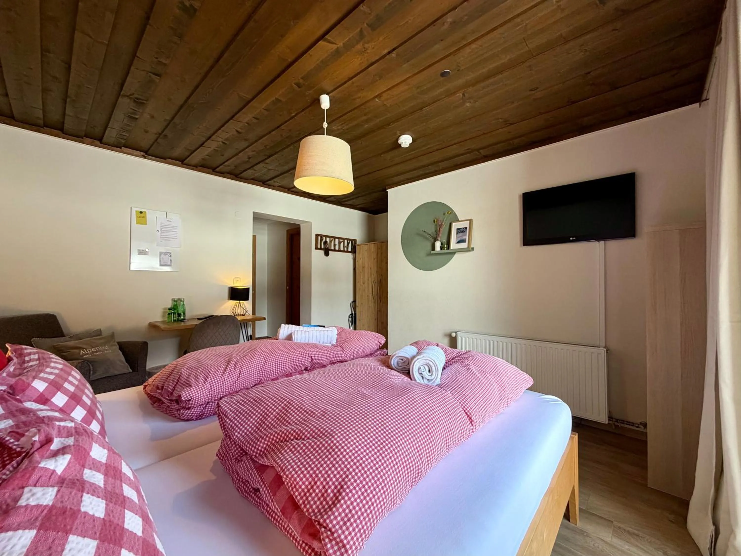 Bed in Boutique Hotel Alpenhof