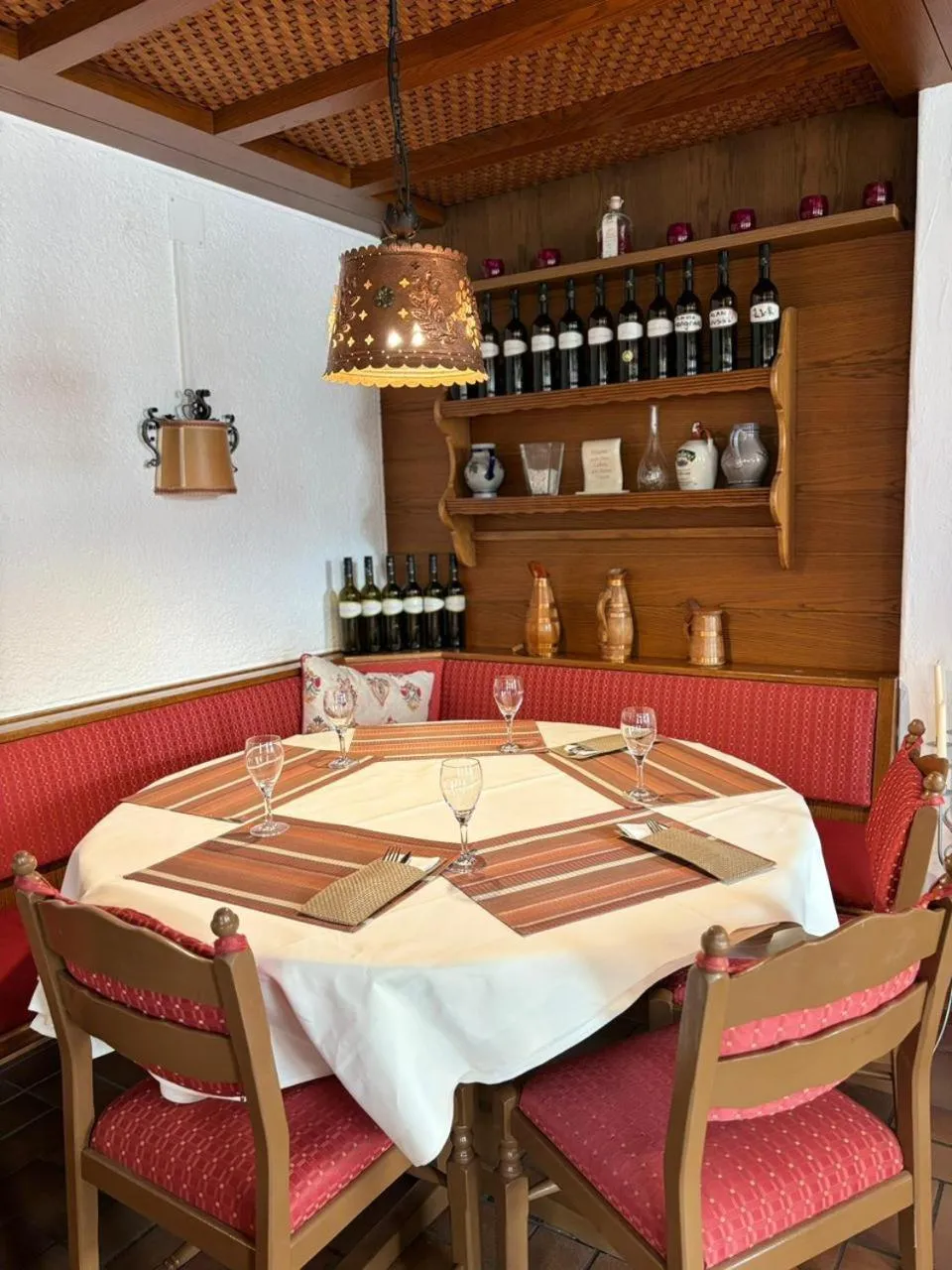 Restaurant/places to eat in Landhotel Traube