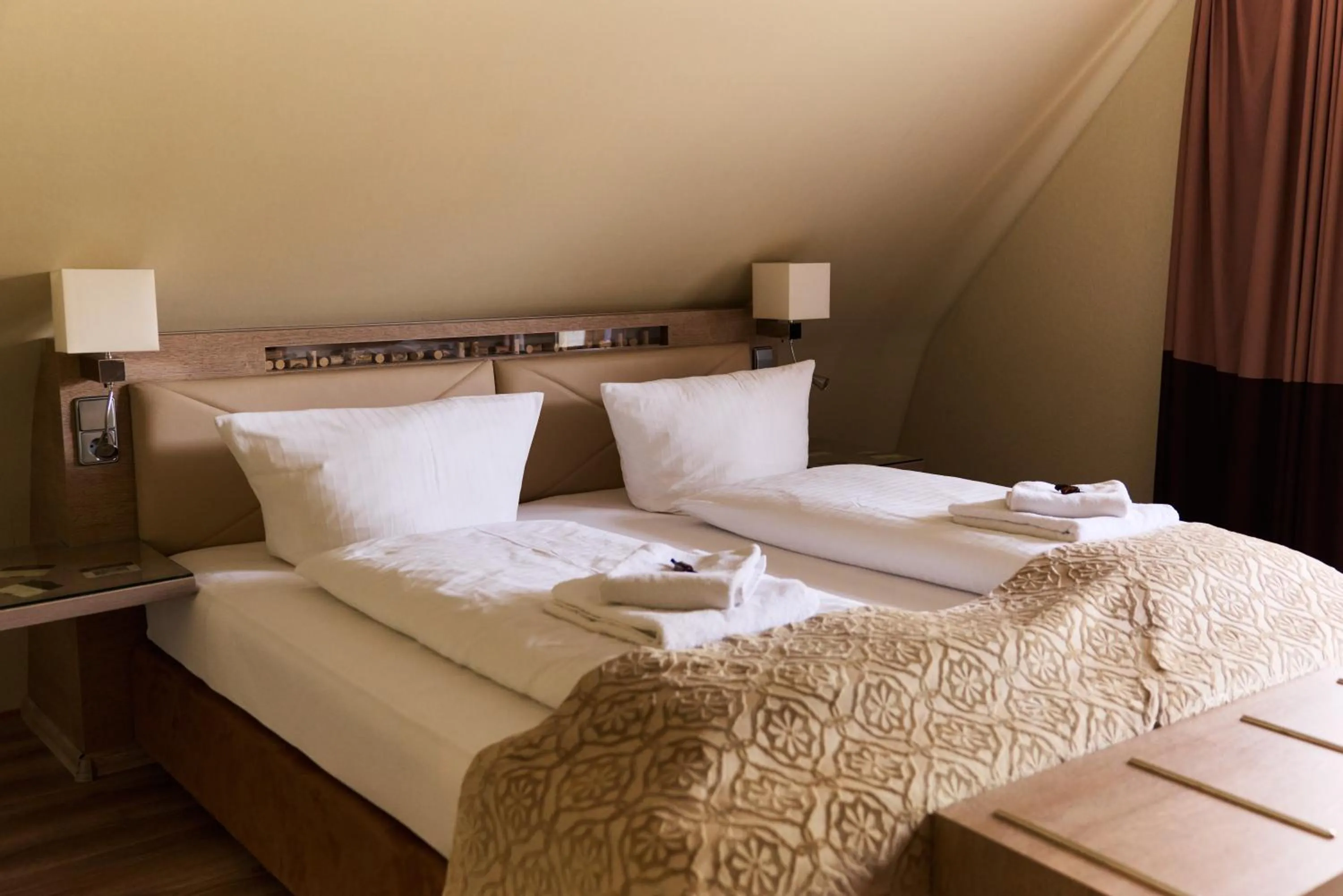 Bed in Landhotel Traube