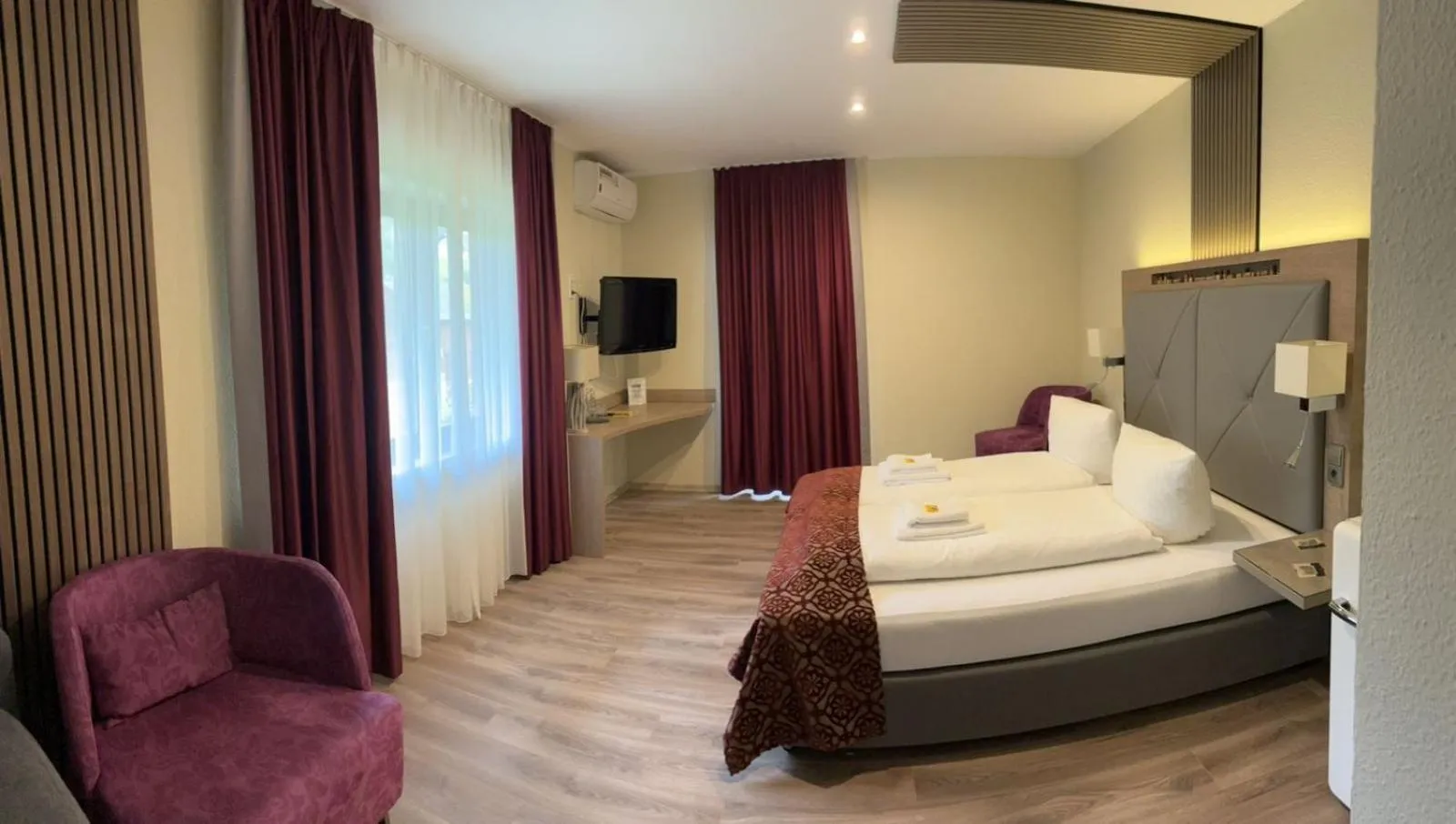 Bed in Landhotel Traube