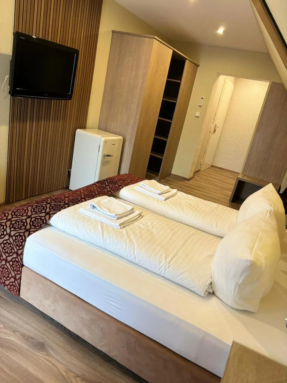 Bed in Landhotel Traube