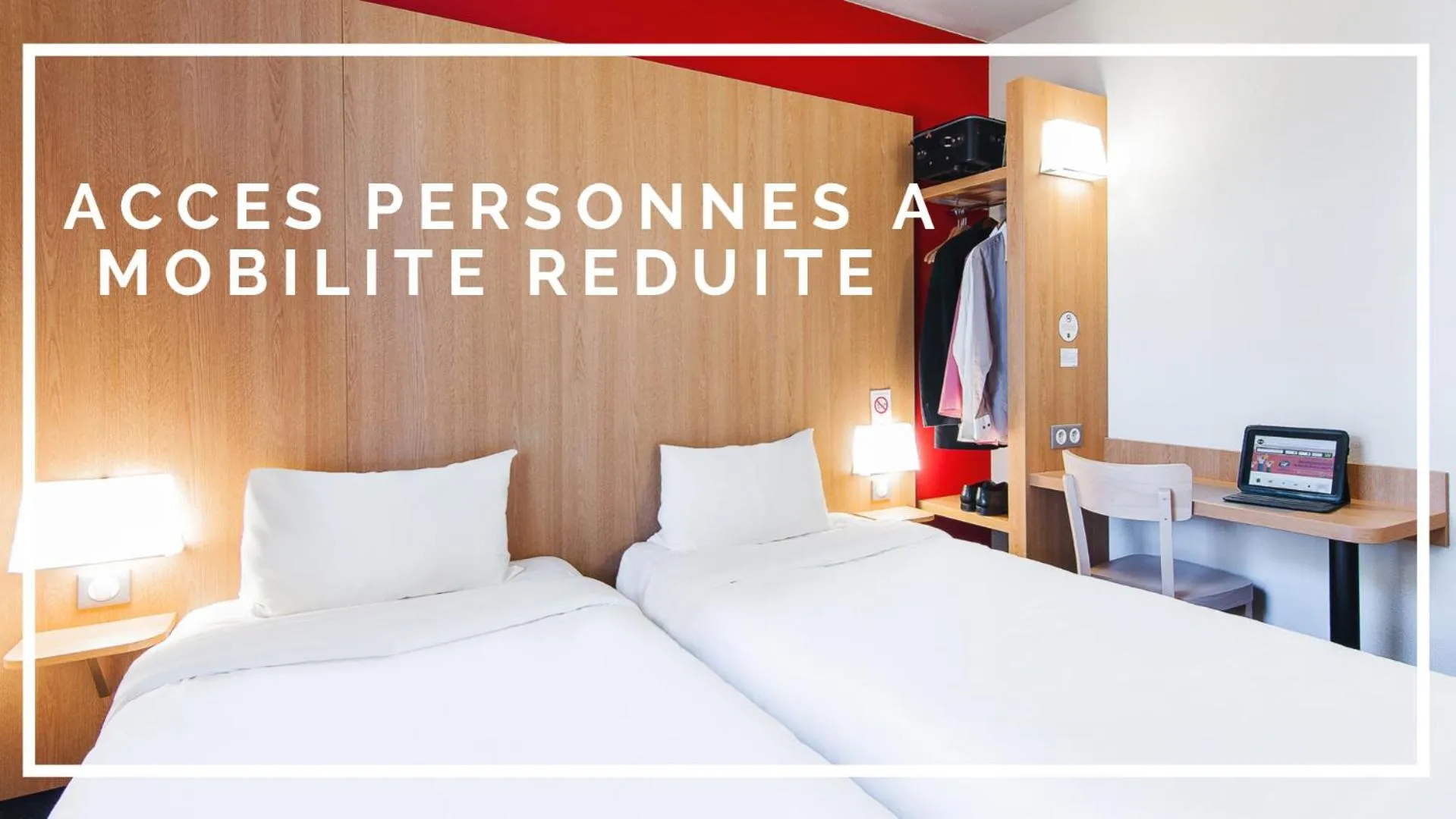 Bed in B&B HOTEL Mont-de-Marsan