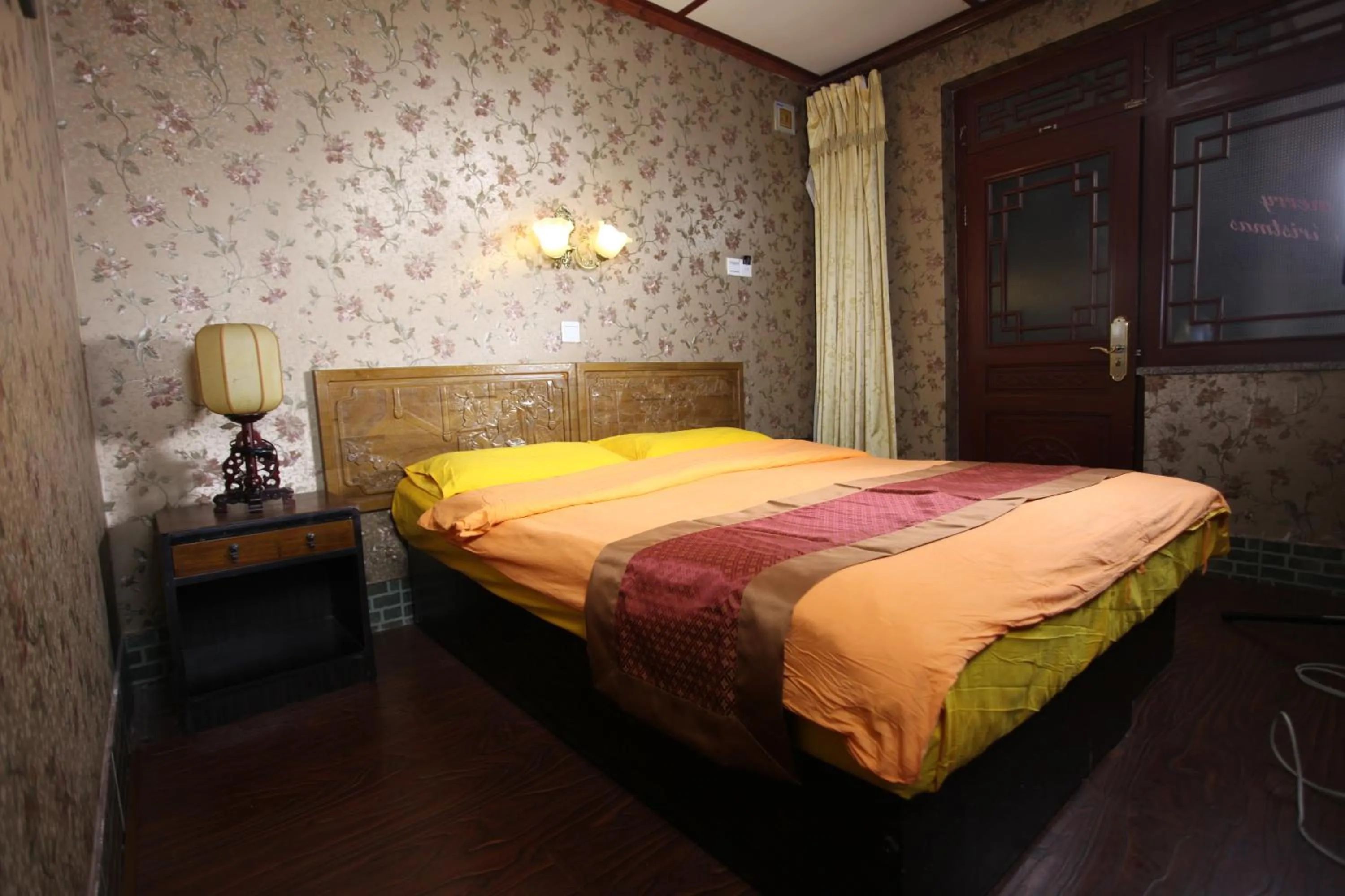 bunk bed in Citycourt Hotel