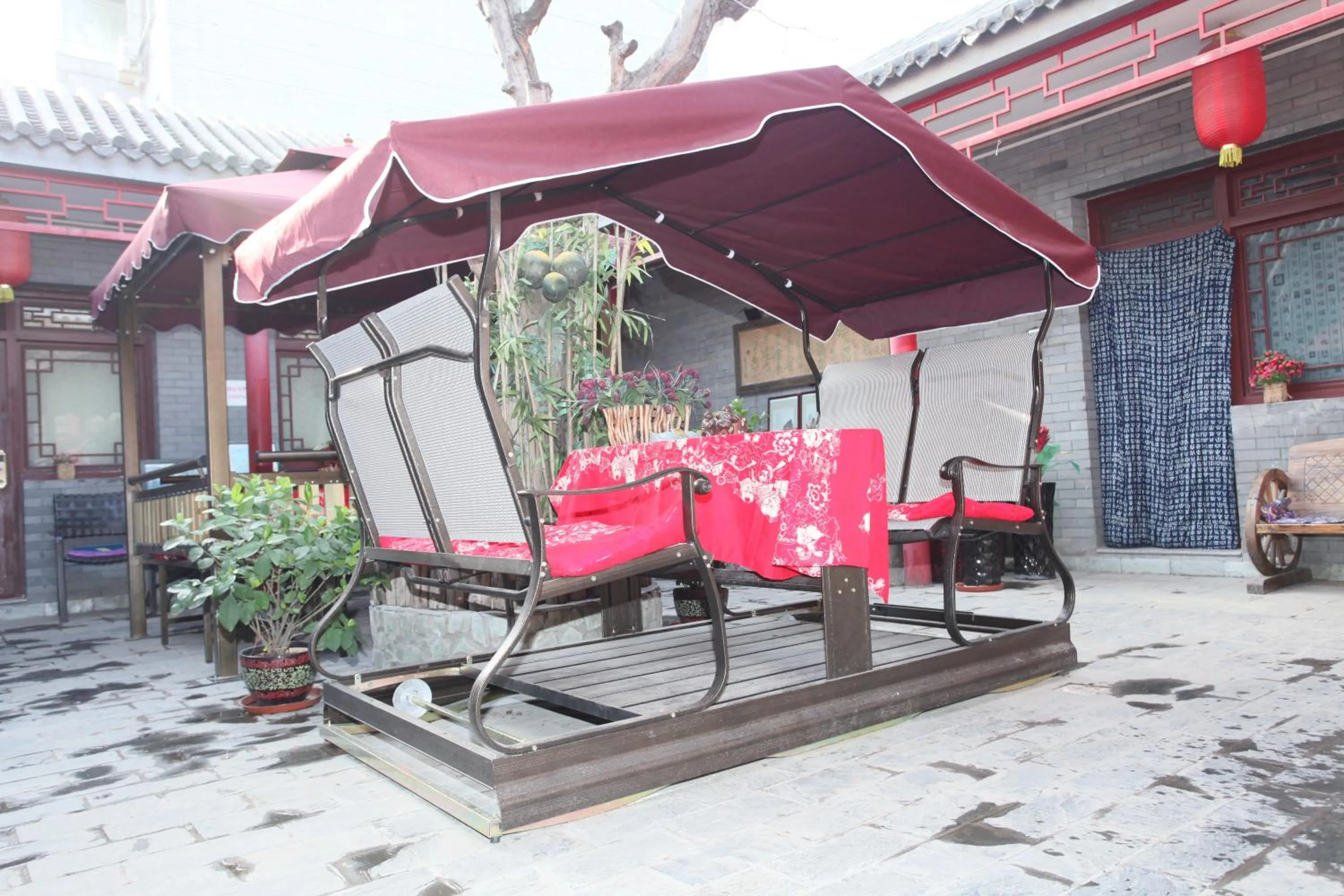 Patio in Citycourt Hotel