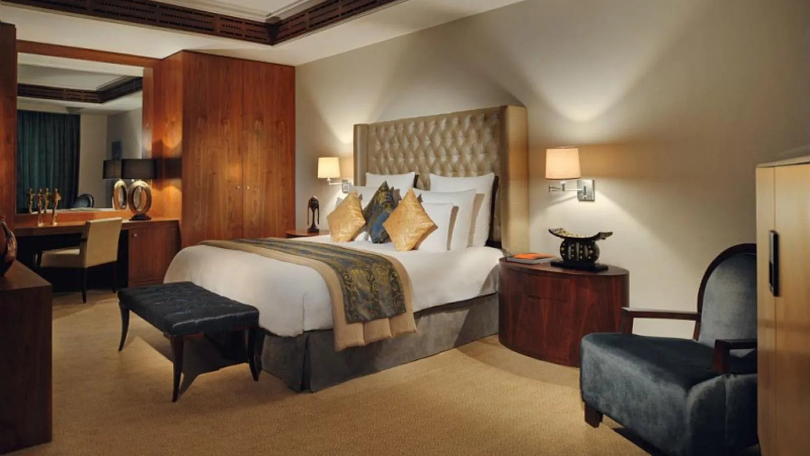 Bed in Mövenpick Ambassador Hotel Accra