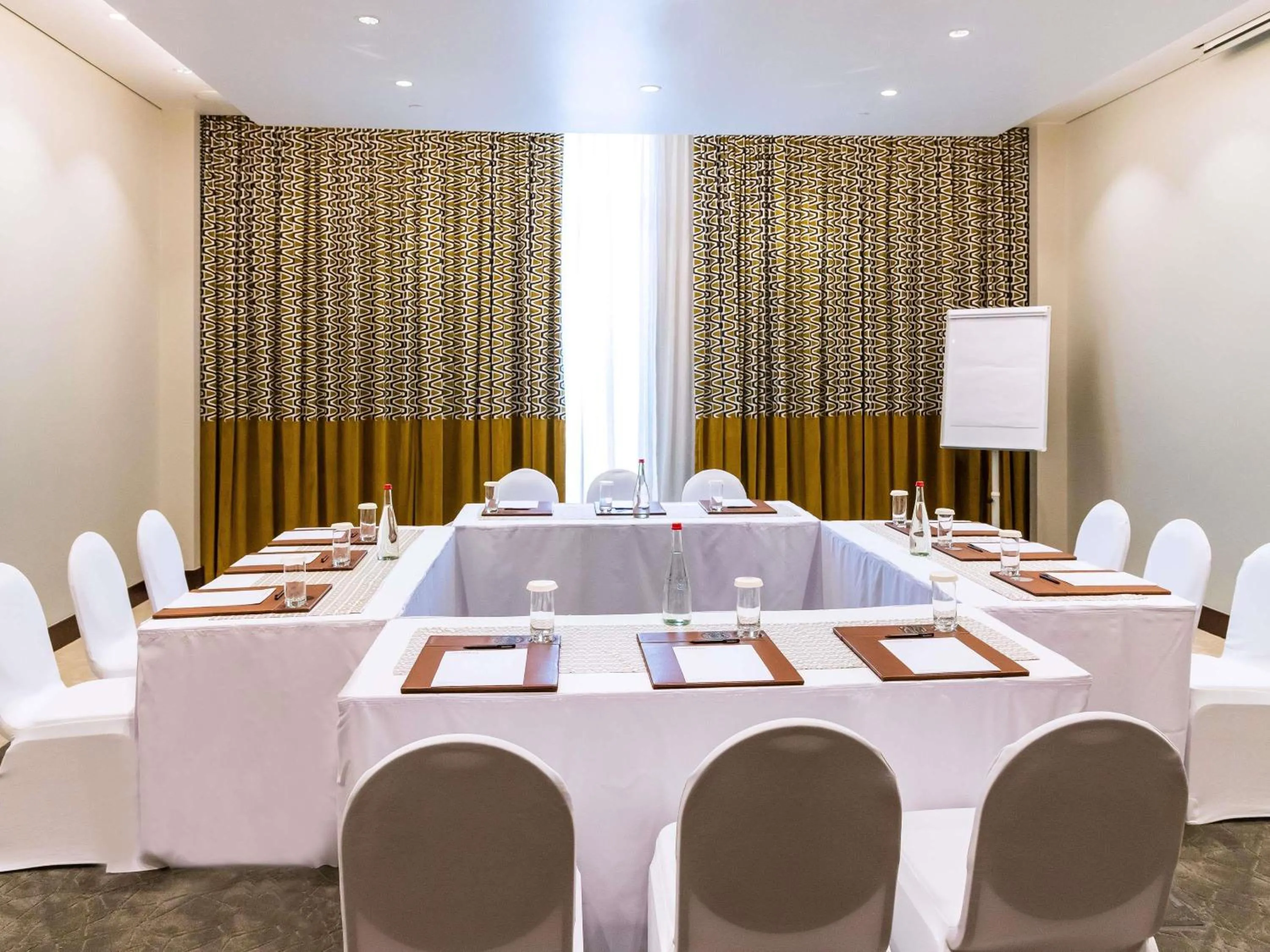 Meeting/conference room in Mövenpick Ambassador Hotel Accra