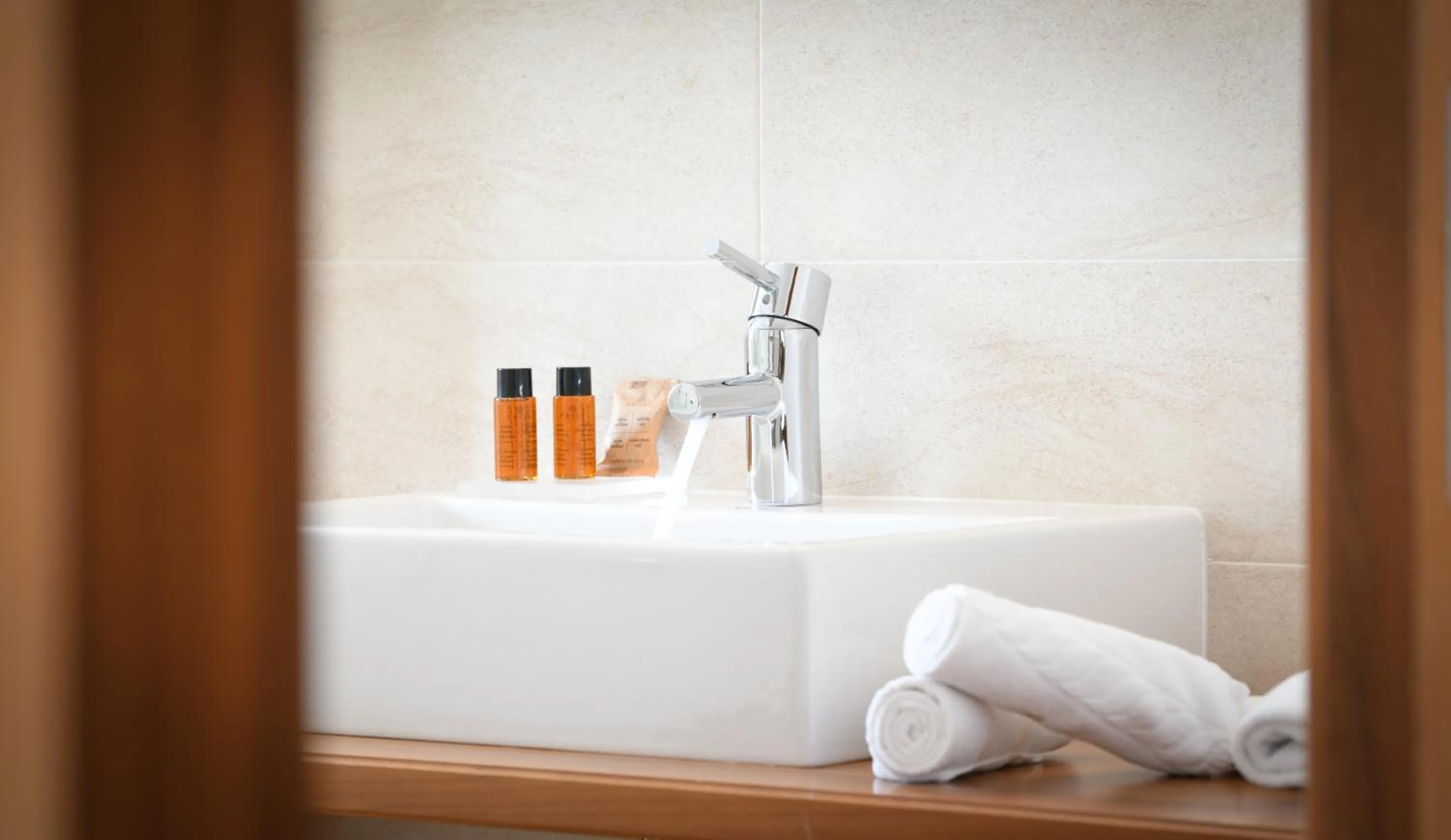 Bathroom in Apartments Sunela