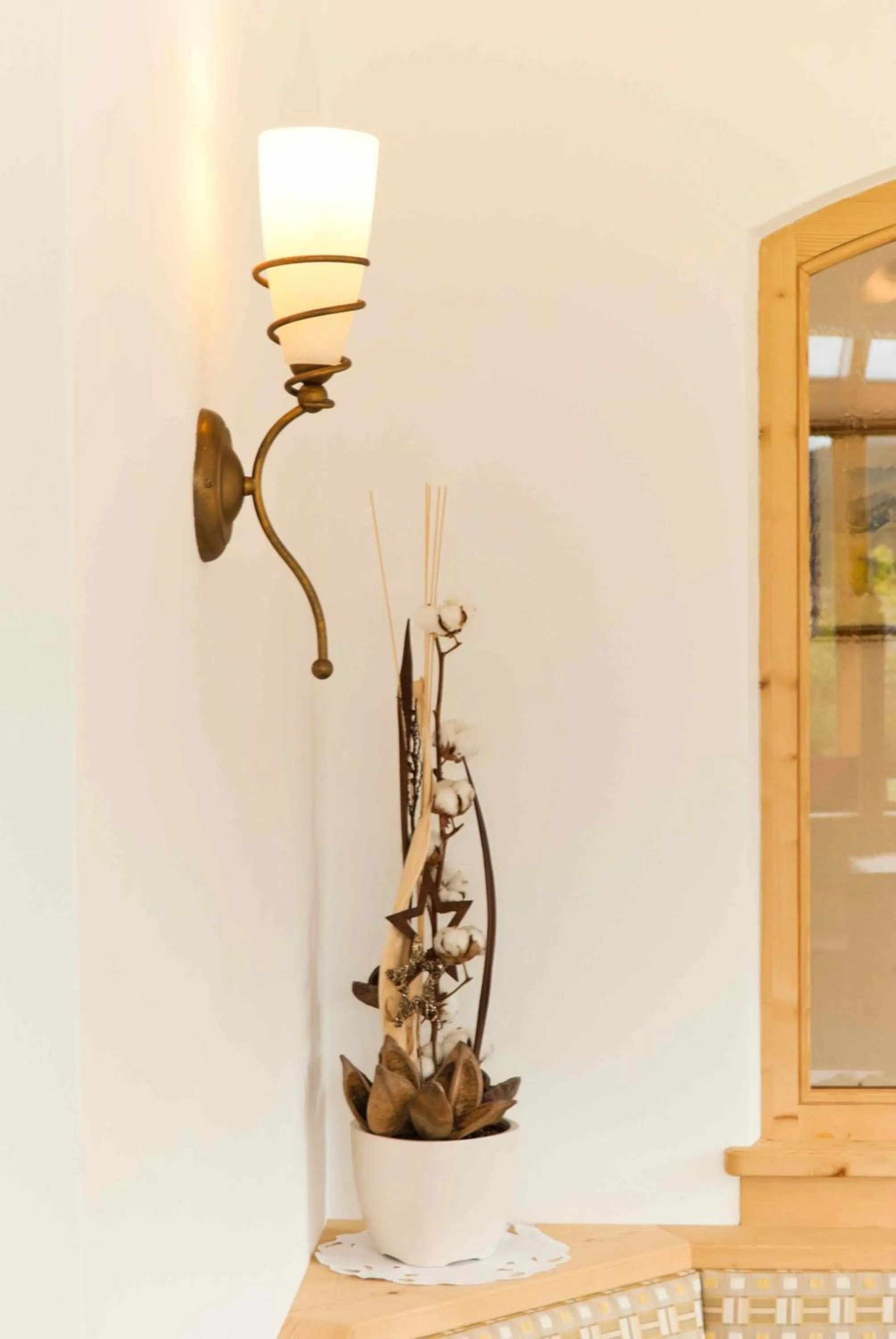 Decorative detail in Apartments Sunela