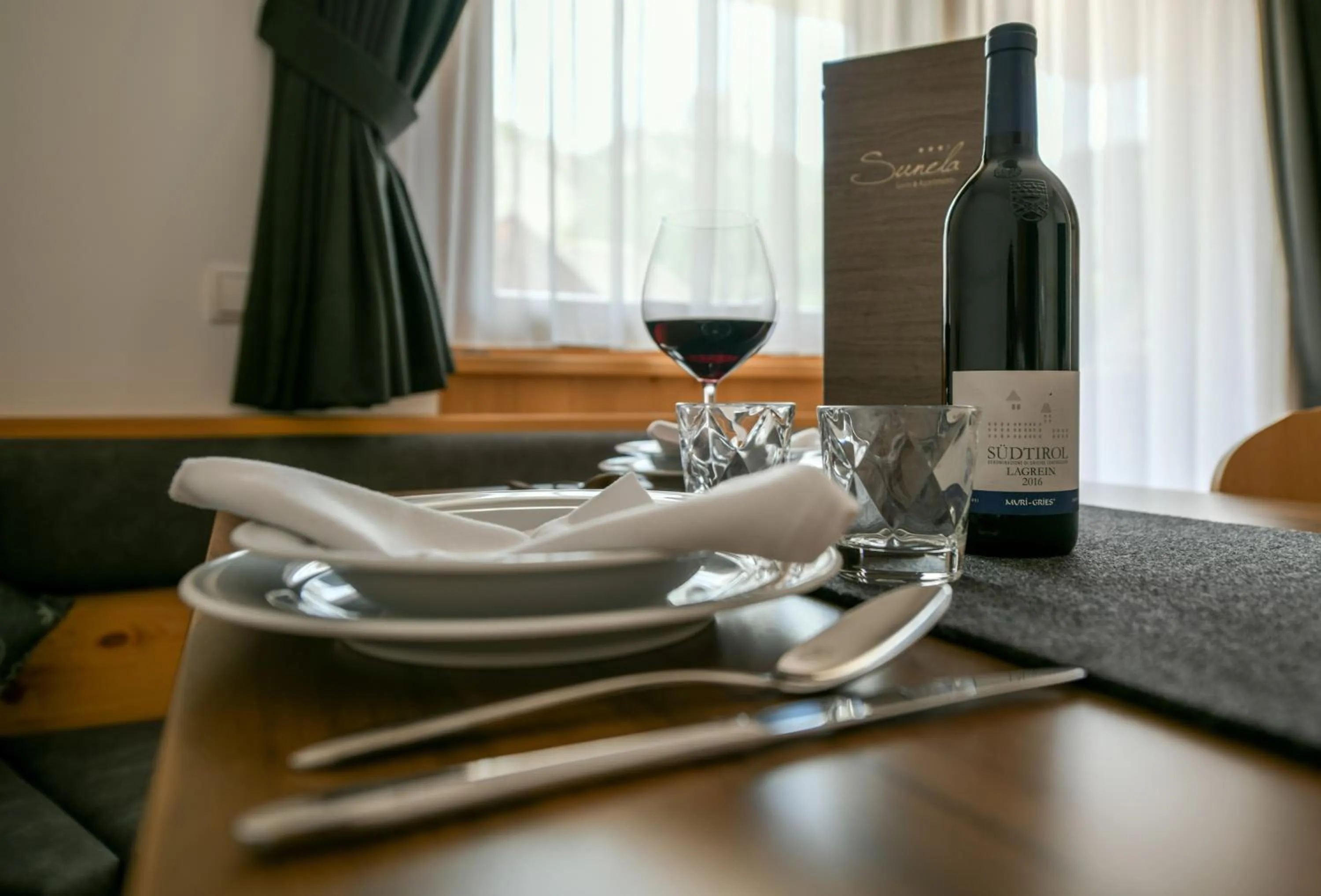 Drinks in Apartments Sunela