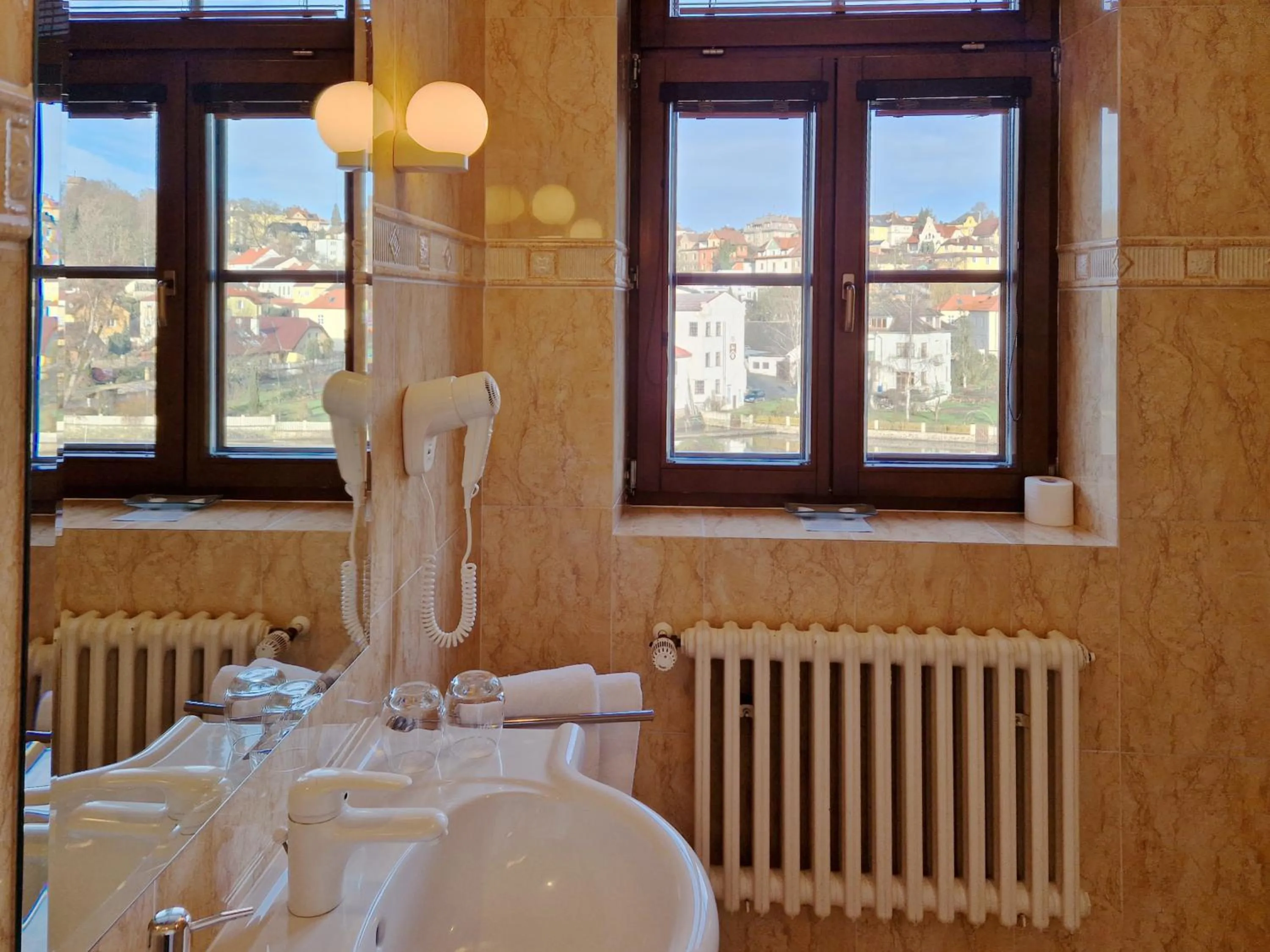 Bathroom in ROMANTIK HOTEL ELEONORA