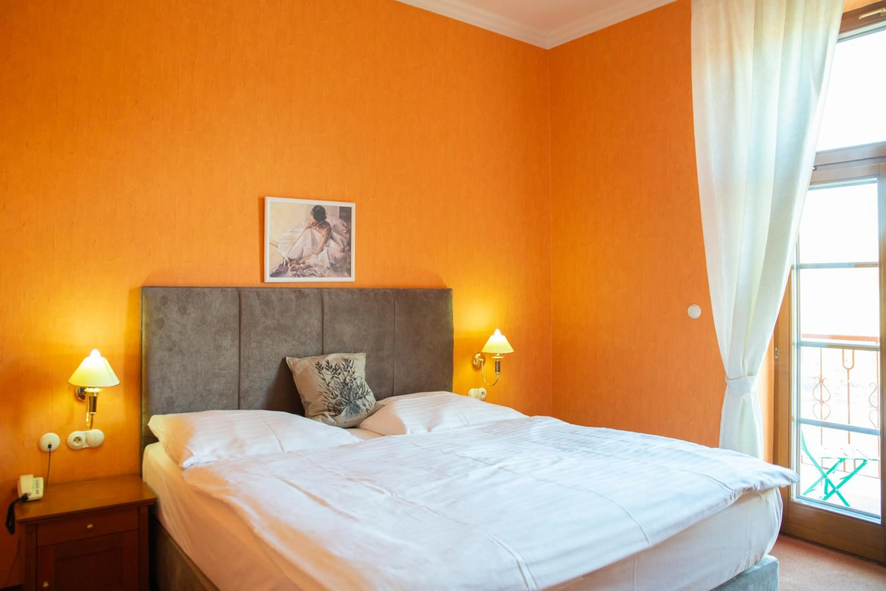 Bedroom, Bed in ROMANTIK HOTEL ELEONORA