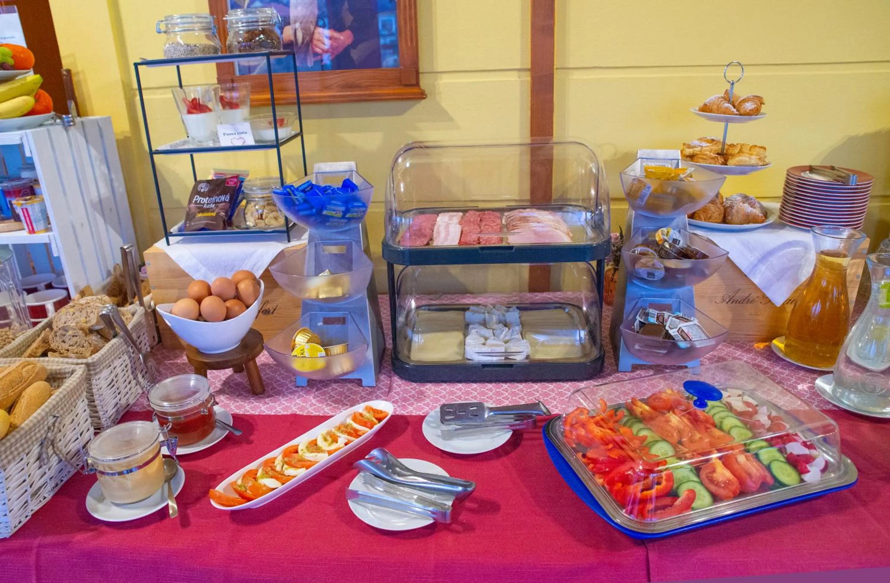 Restaurant/places to eat in ROMANTIK HOTEL ELEONORA