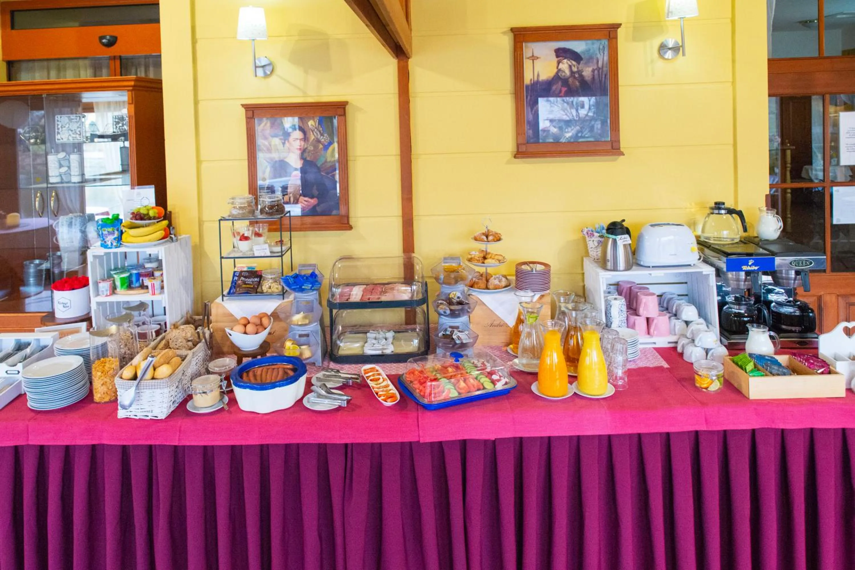 Restaurant/places to eat in ROMANTIK HOTEL ELEONORA