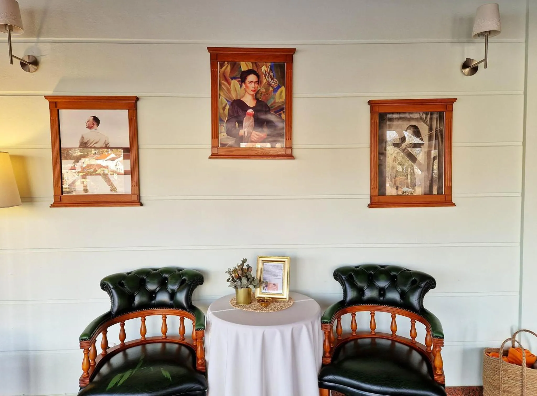 Restaurant/places to eat in ROMANTIK HOTEL ELEONORA