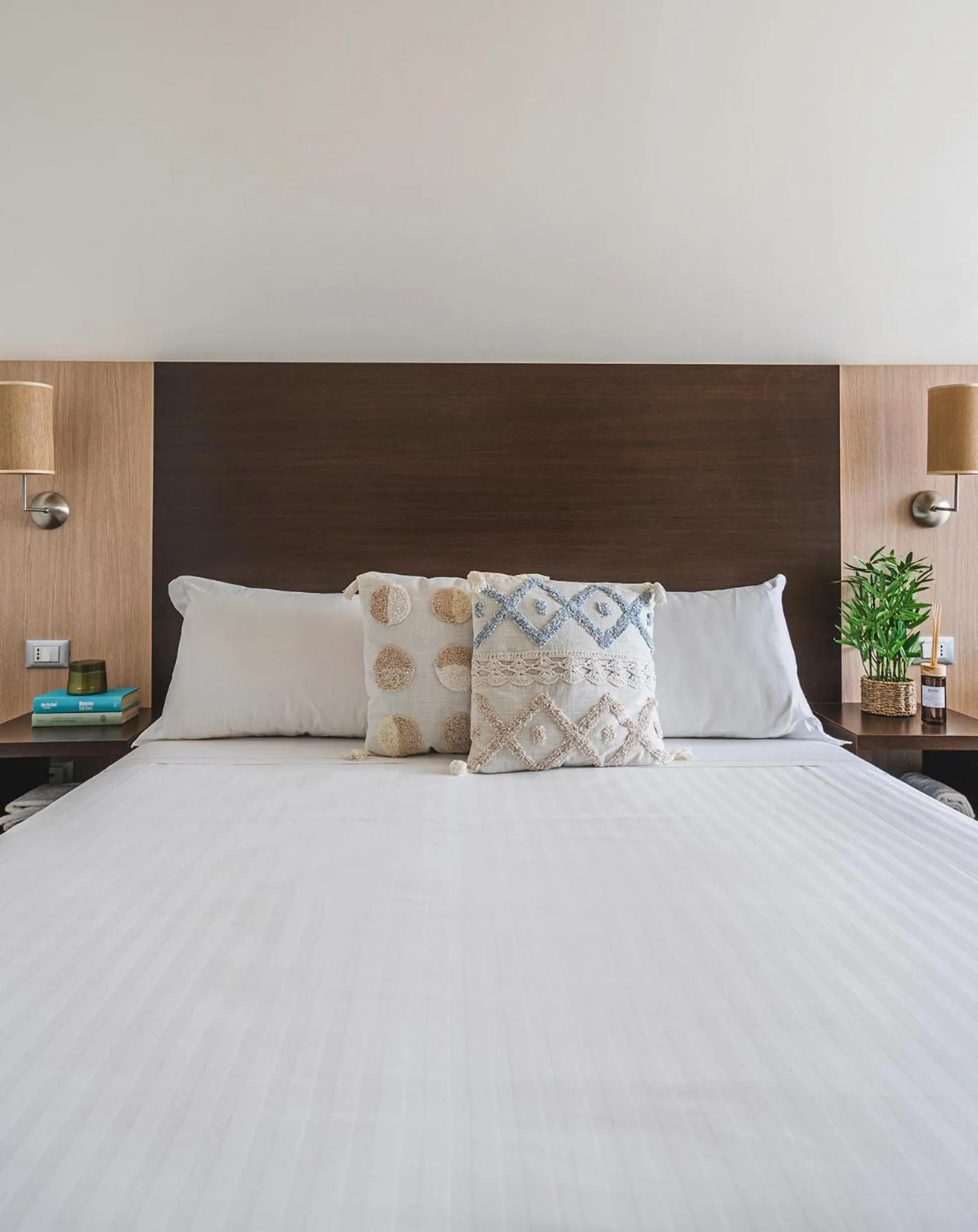 Bed in Hotel Acropolis