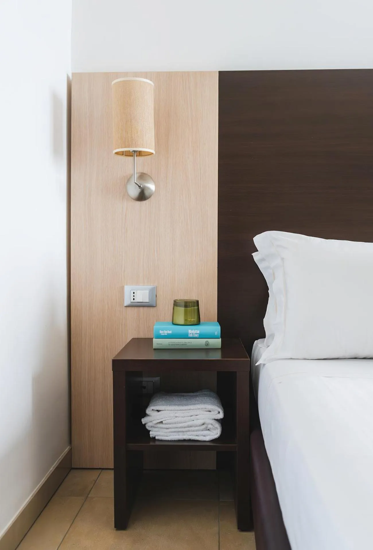 Bed in Hotel Acropolis