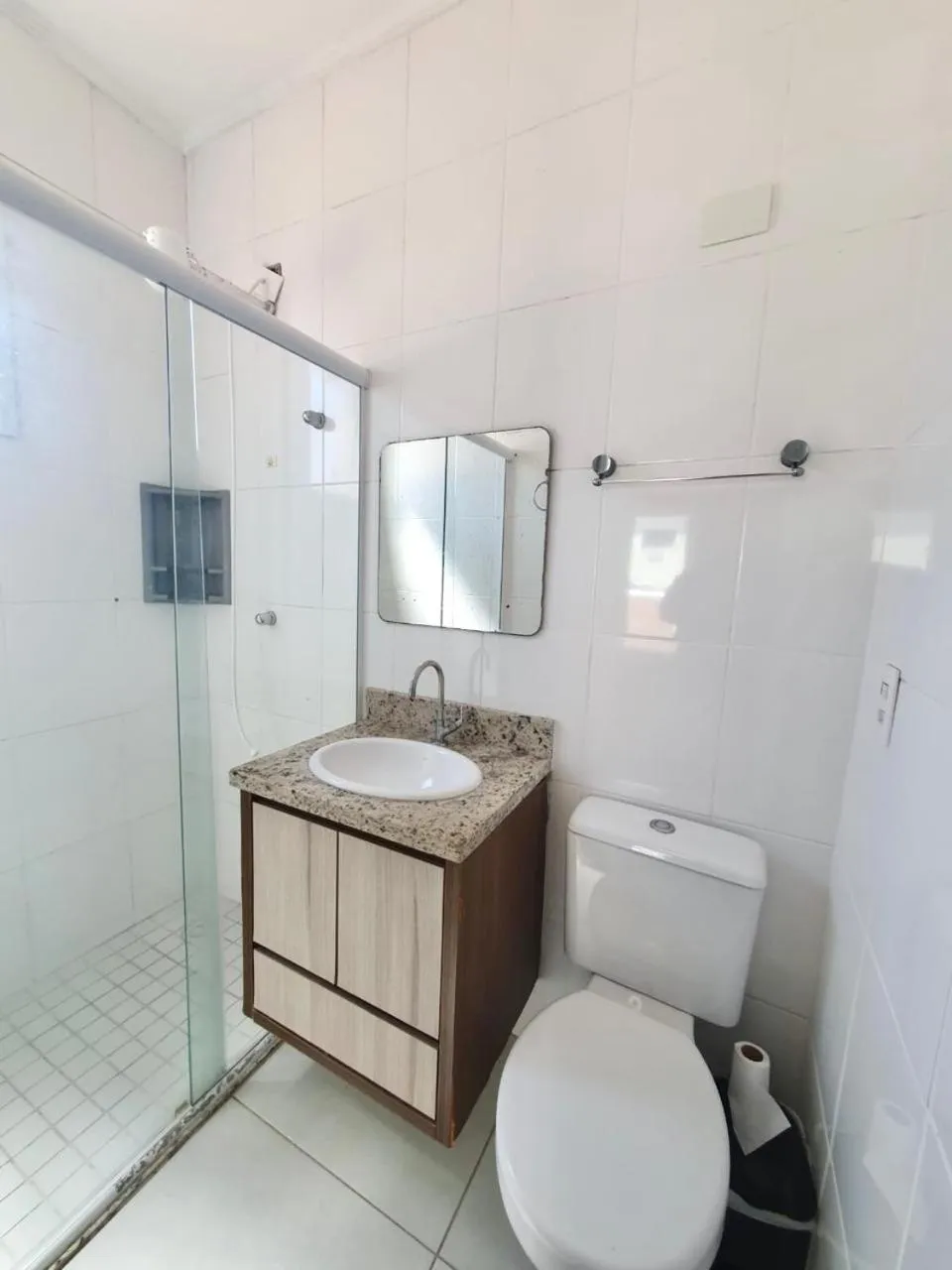 Apto. com varanda gourmet e piscina aquecida