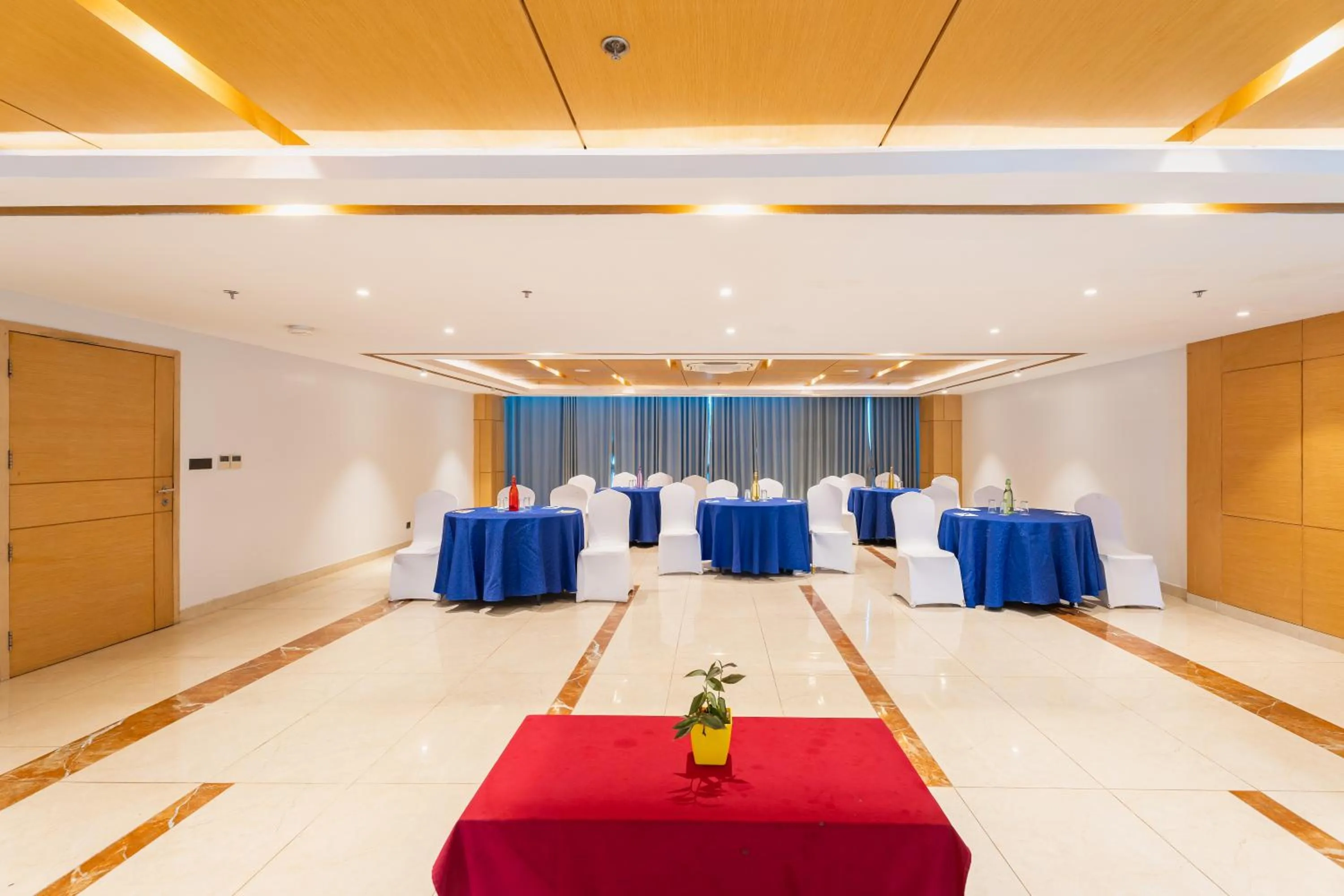 Meeting/conference room in Hotel Siraichuli
