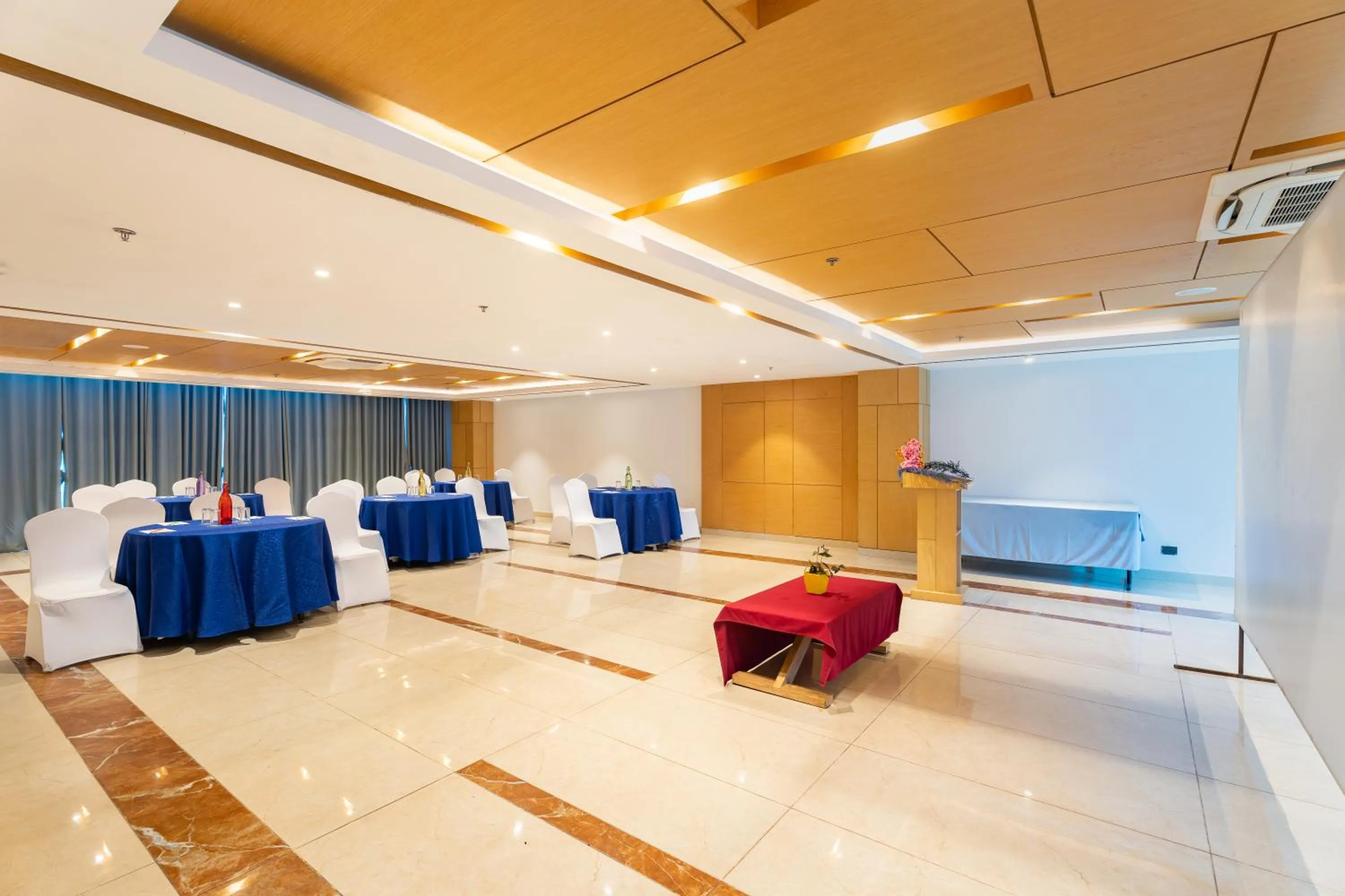 Meeting/conference room in Hotel Siraichuli