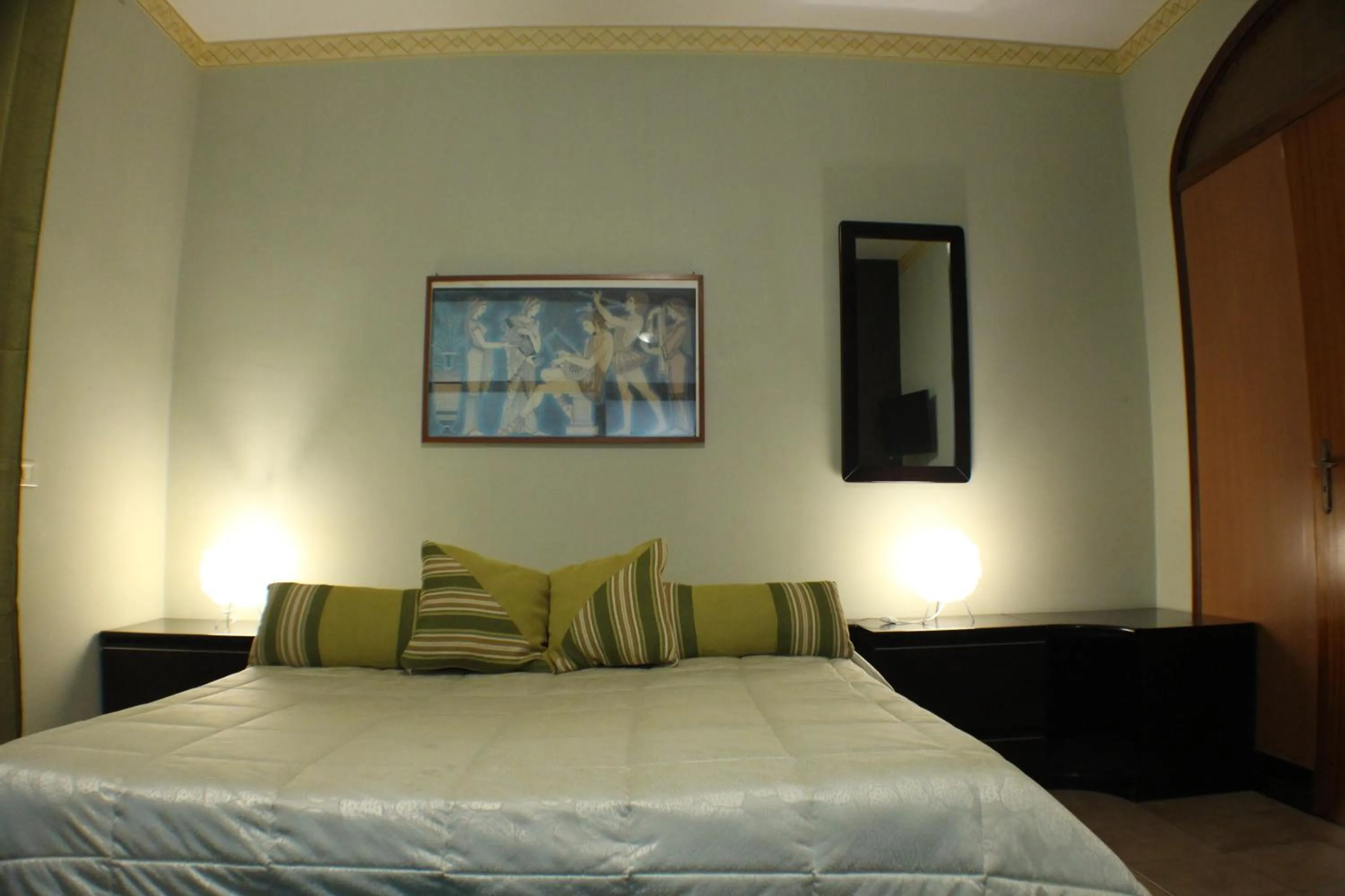 Photo of the whole room, Bed in San Nicolò House