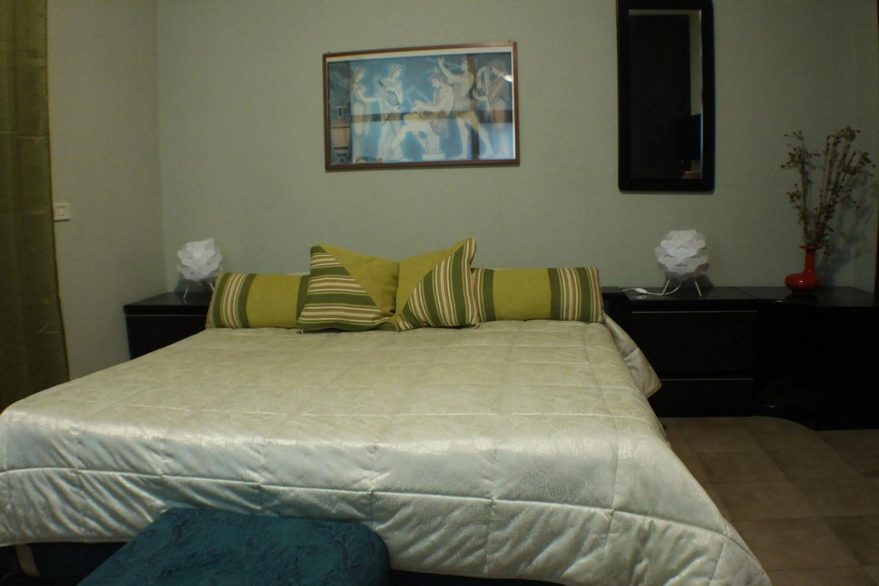 Photo of the whole room, Bed in San Nicolò House