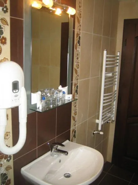 Bathroom in Gurko Hotel